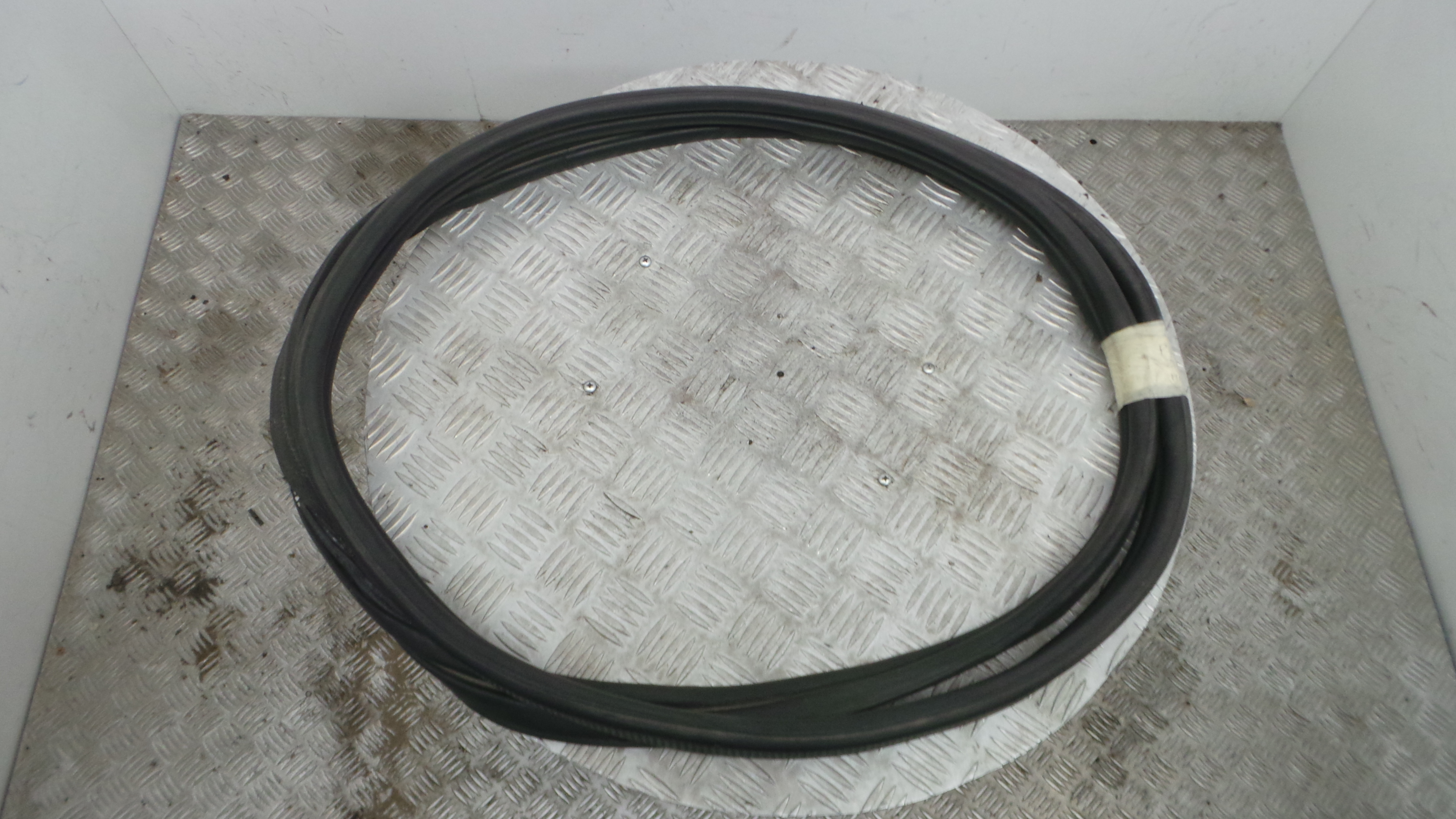 Borracha Mala  - PEUGEOT 208 I (CA_, CC_)-36781091