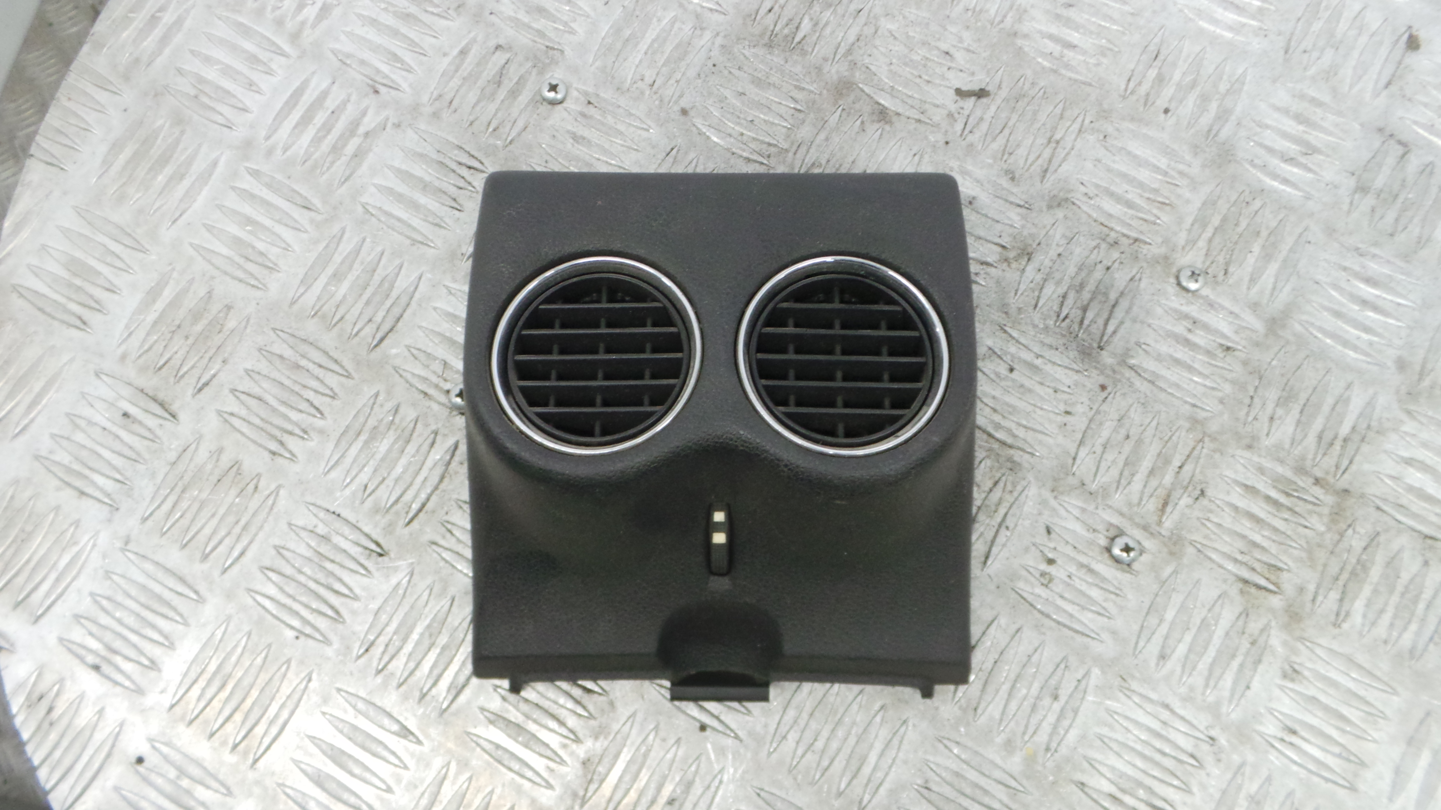 Grelha da Sofagem - PEUGEOT 308 I (4A_, 4C_)-36781656 Grelha da Sofagem - PEUGEOT 308 I (4A_, 4C_)-36781656