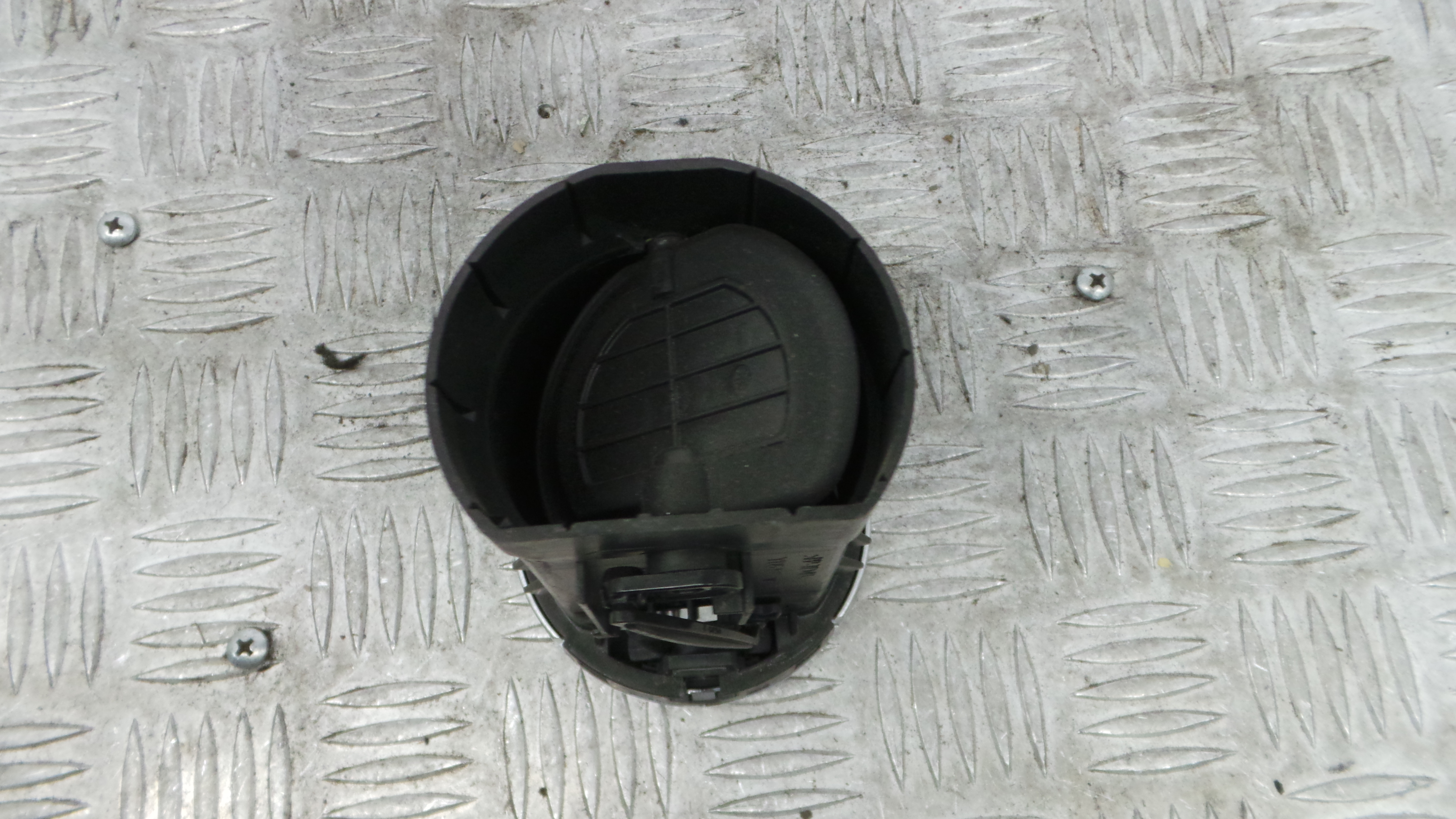 Grelha da Sofagem  9658515377 - PEUGEOT 308 I (4A_, 4C_)-36781967