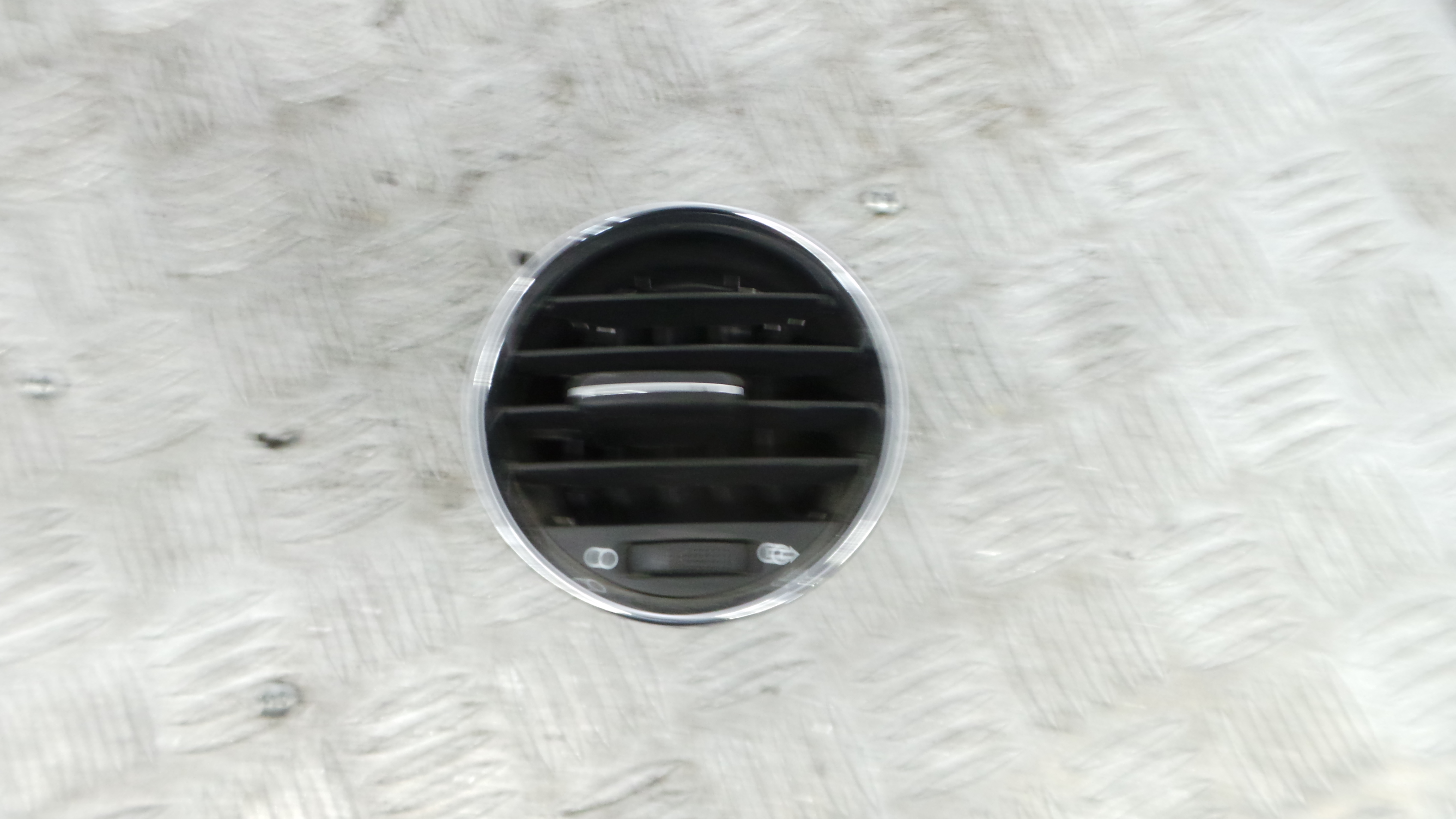 Grelha da Sofagem 9658515377 - PEUGEOT 308 I (4A_, 4C_)-36781970 Grelha da Sofagem 9658515377 - PEUGEOT 308 I (4A_, 4C_)-36781970