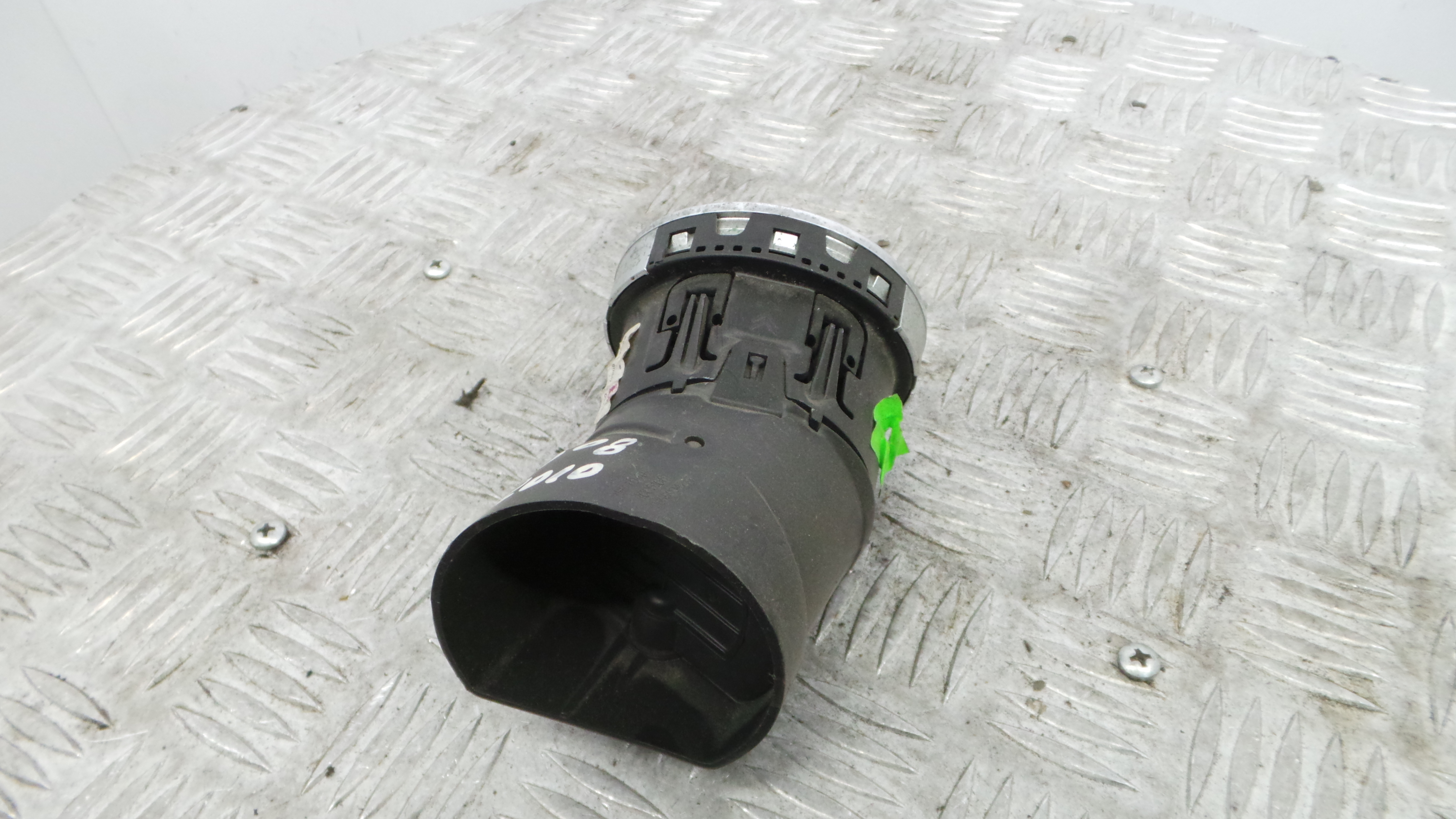 Grelha da Sofagem  9655994277 - PEUGEOT 308 I (4A_, 4C_)-36781986