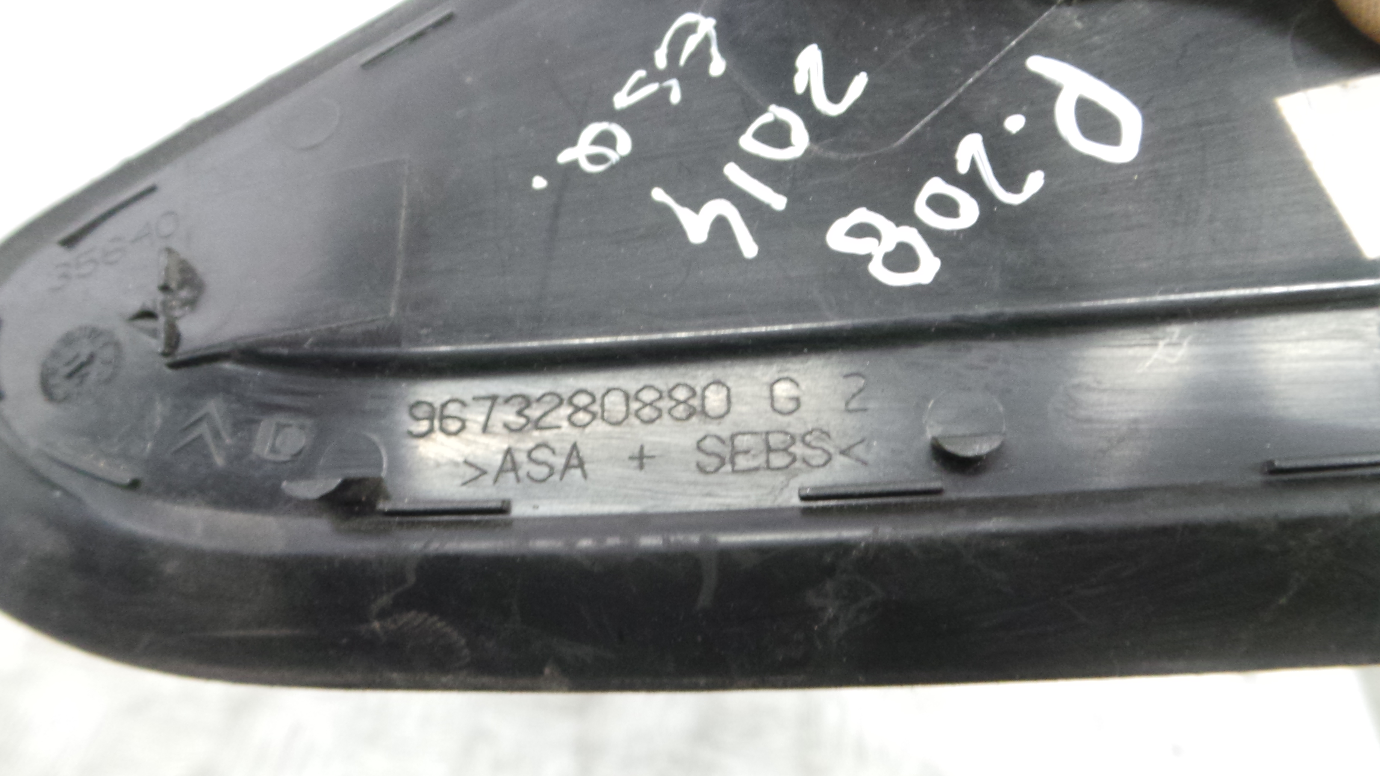 acabamento de espelho 9673280880 - PEUGEOT 208 I (CA_, CC_)-36784157