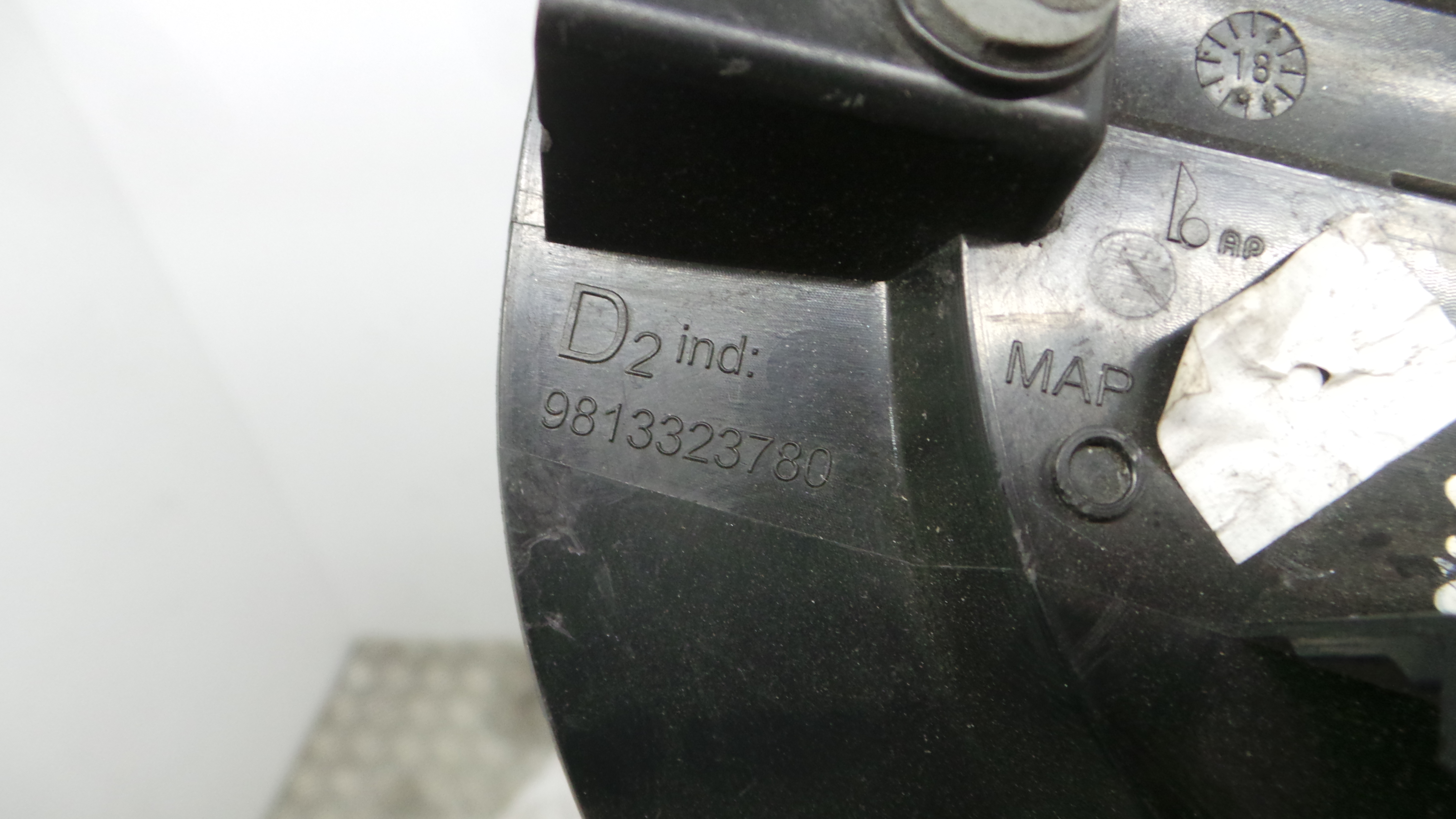 acabamento de espelho 9813323780 - CITROËN C3 / C3 ORIGIN III (SX)-36784166