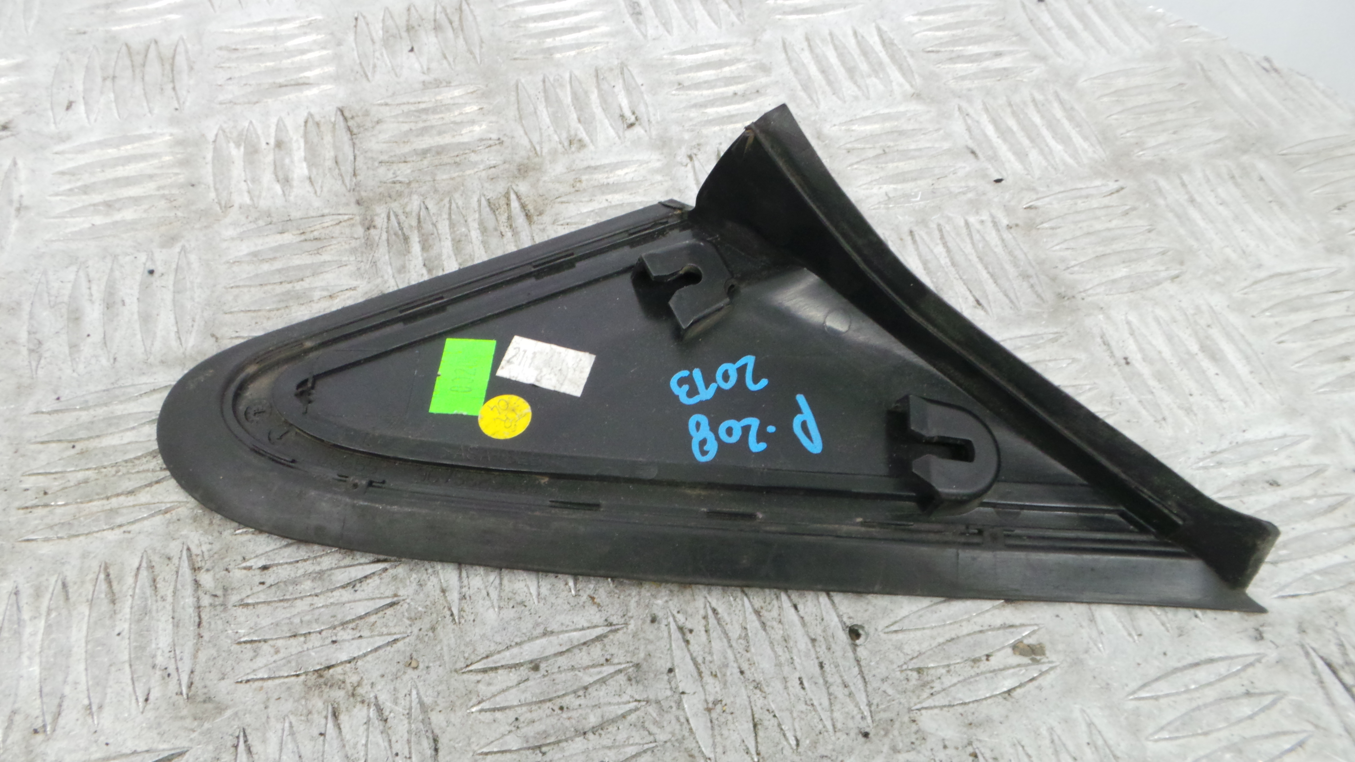 acabamento de espelho 9675629980 - PEUGEOT 208 I (CA_, CC_)-36784169