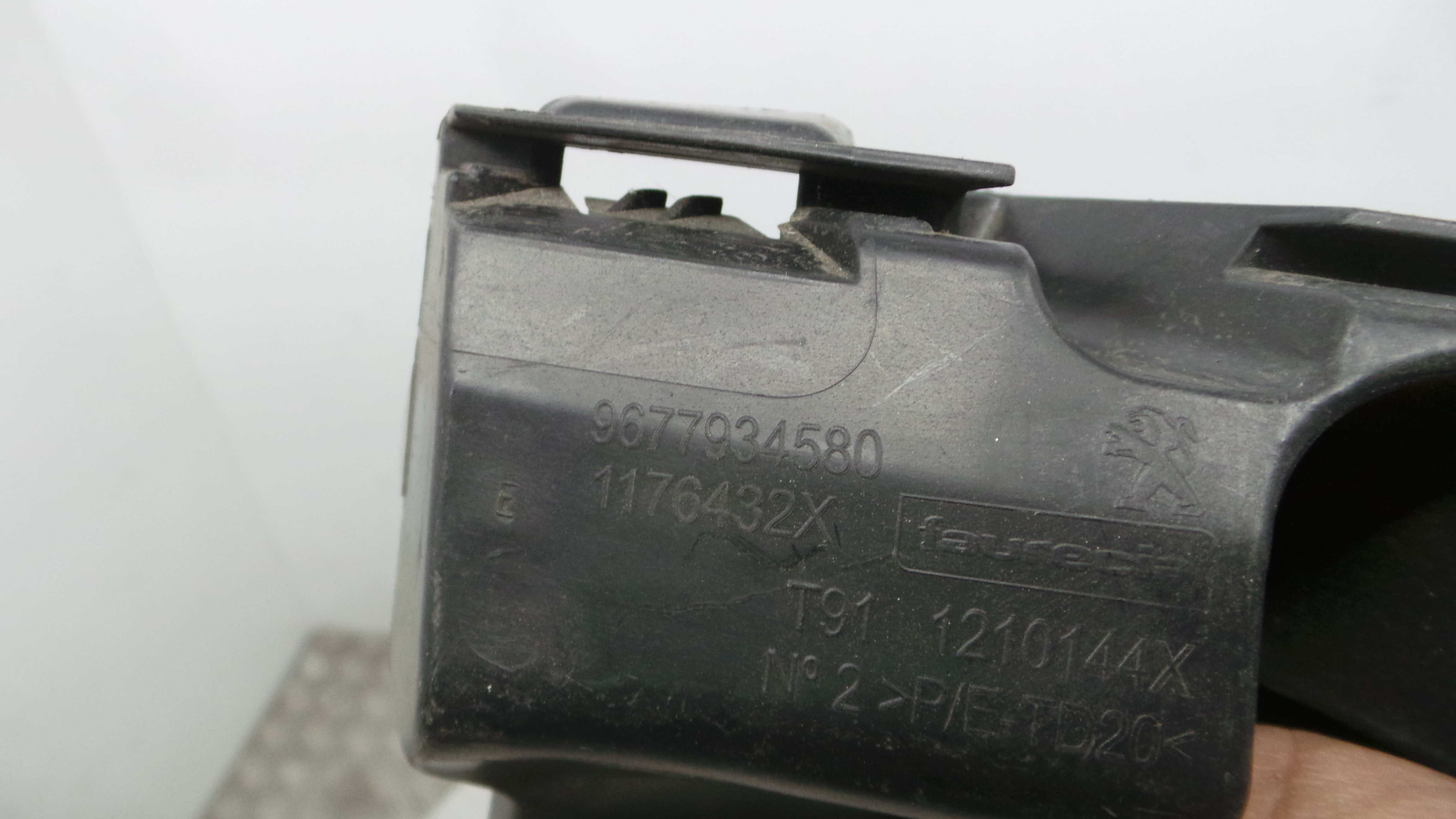 Suporte do Para Choques 9677934580 - PEUGEOT 308 II (LB_, LP_, LW_, LH_, L3_)-36784187