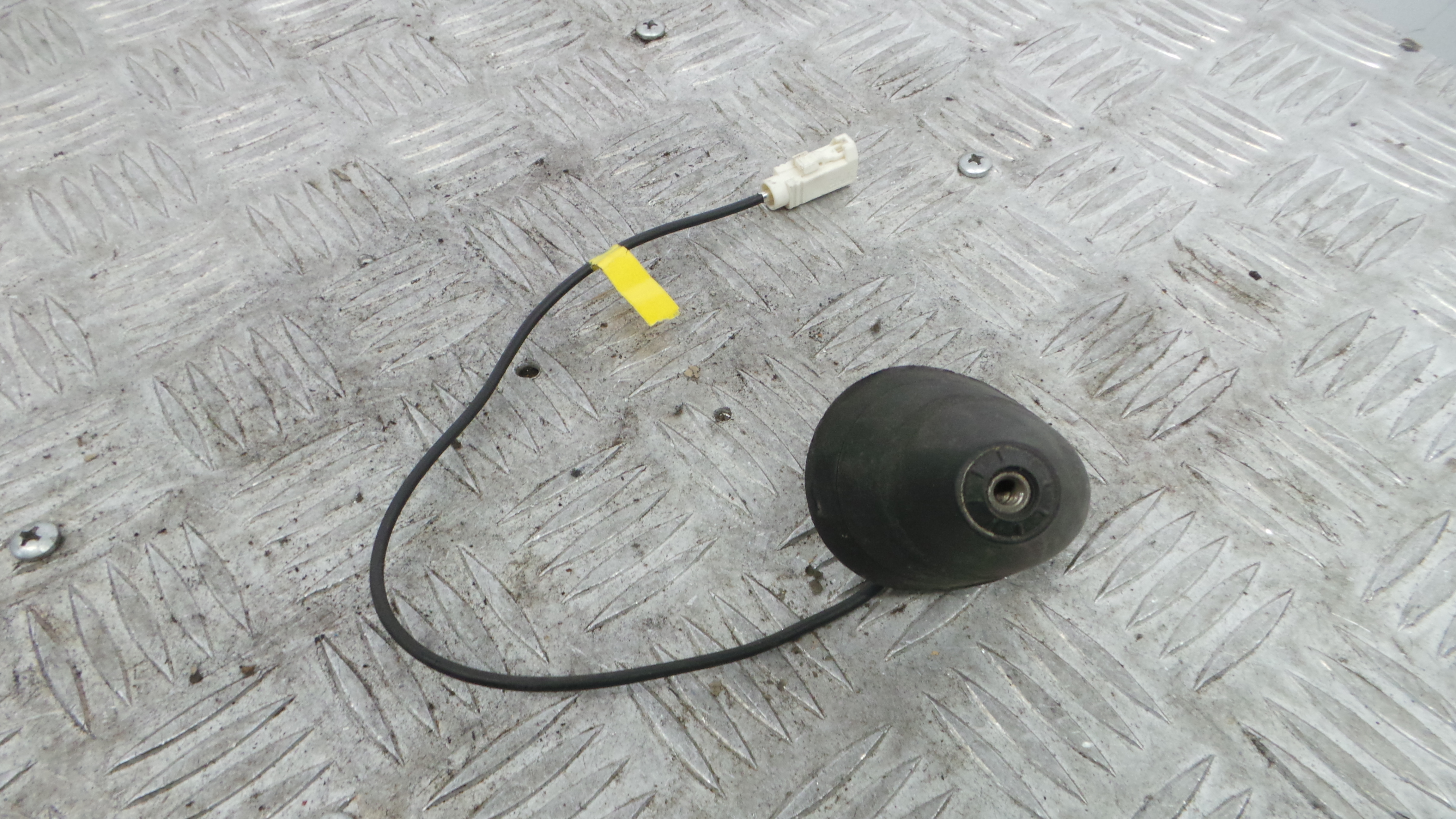 Antena 9674768980 - PEUGEOT 208 I (CA_, CC_)-36784281