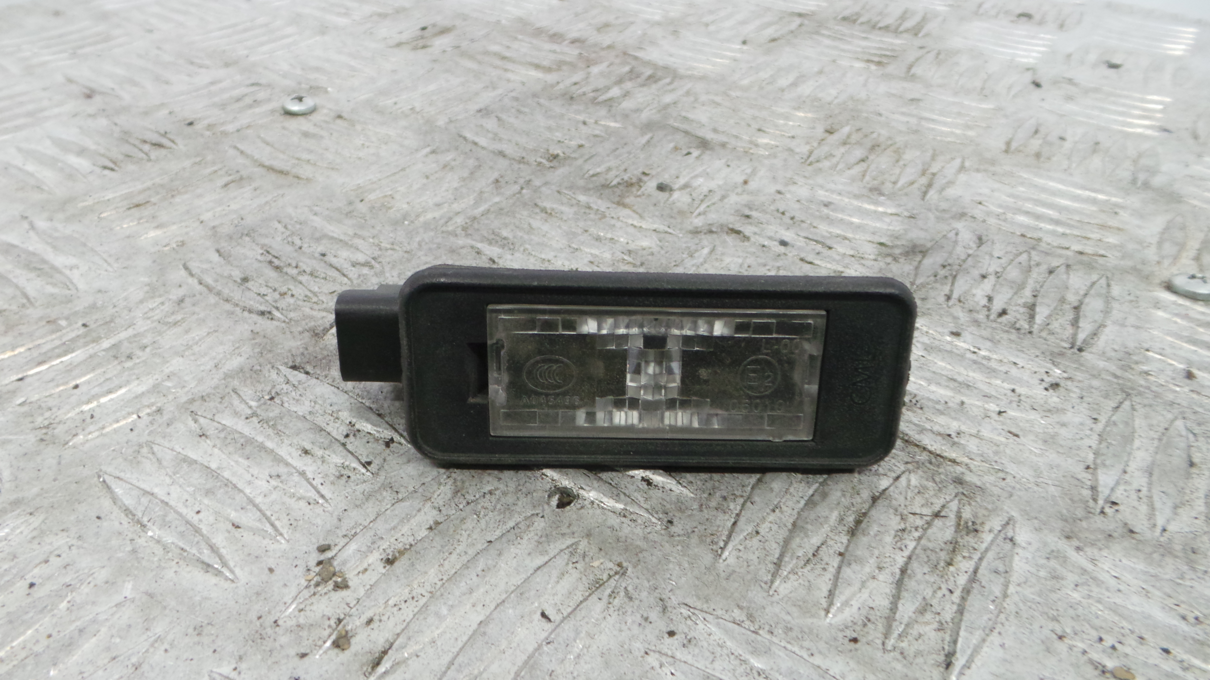 Luz de Matricula 9682403680 - CITROËN C4 II (NC_)-36784406