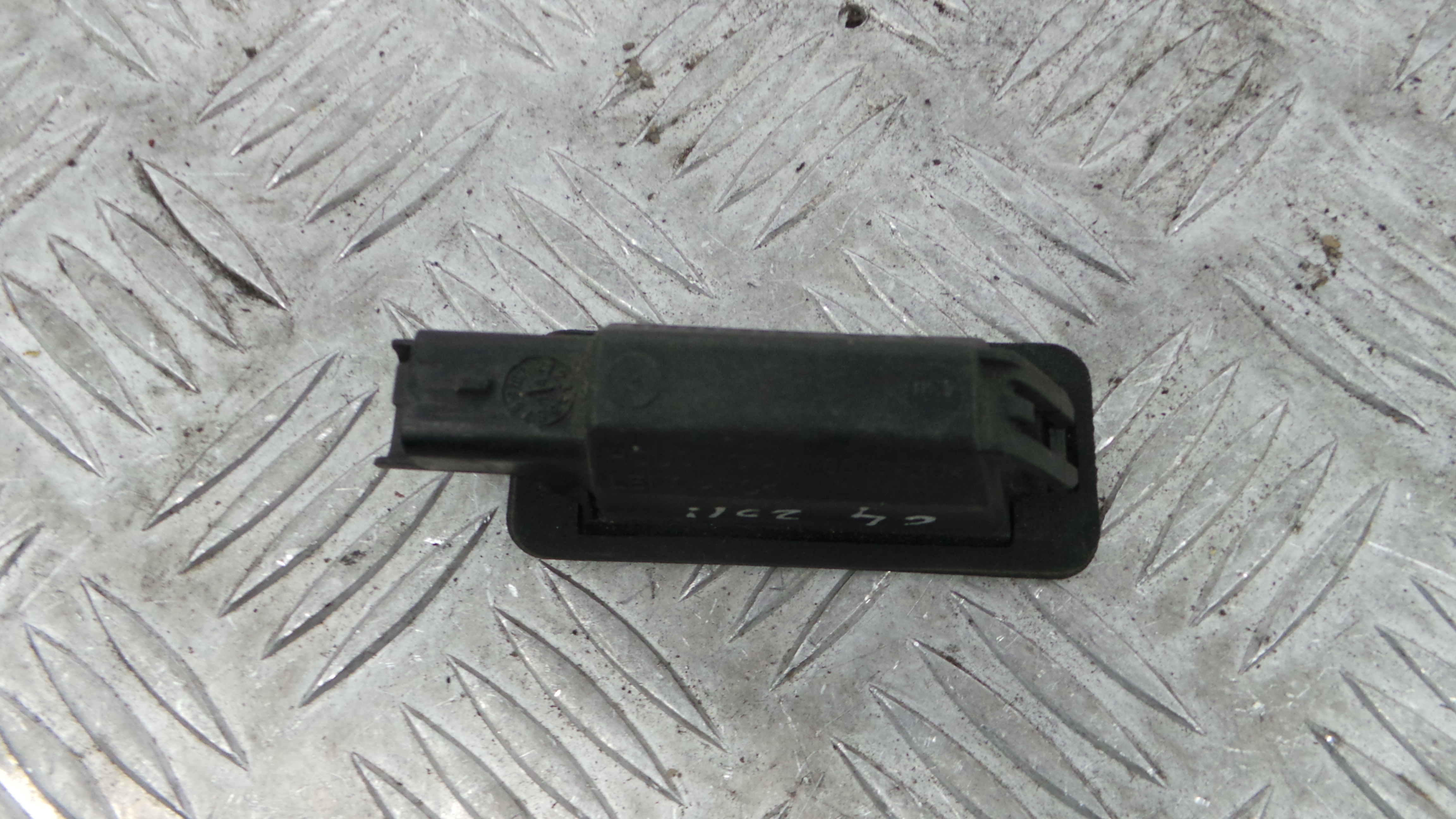 Luz de Matricula 9682403680 - CITROËN C4 II (NC_)-36784406