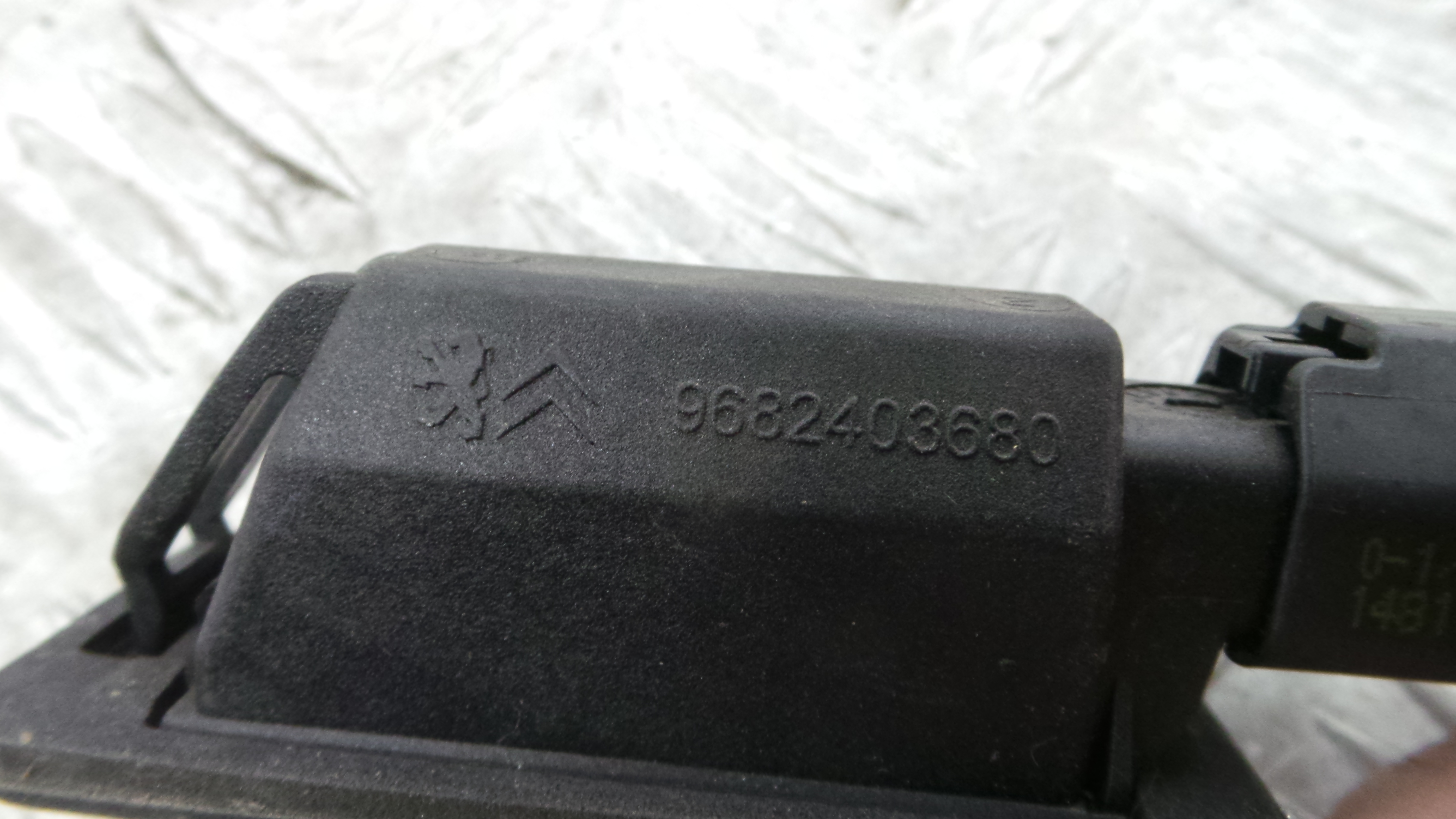 Luz de Matricula 9682403680 - PEUGEOT 208 I (CA_, CC_)-36784409