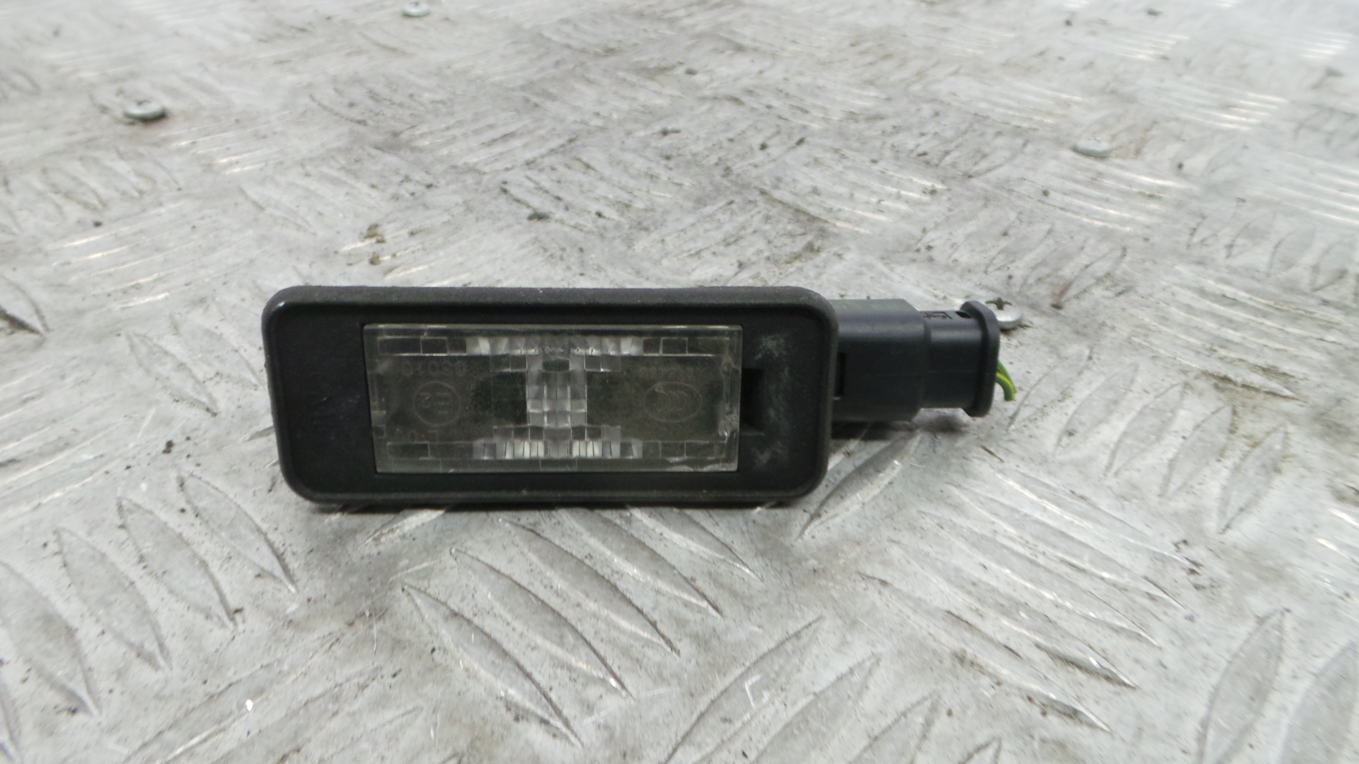Luz de Matricula 9682403680 - PEUGEOT 208 I (CA_, CC_)-36784418
