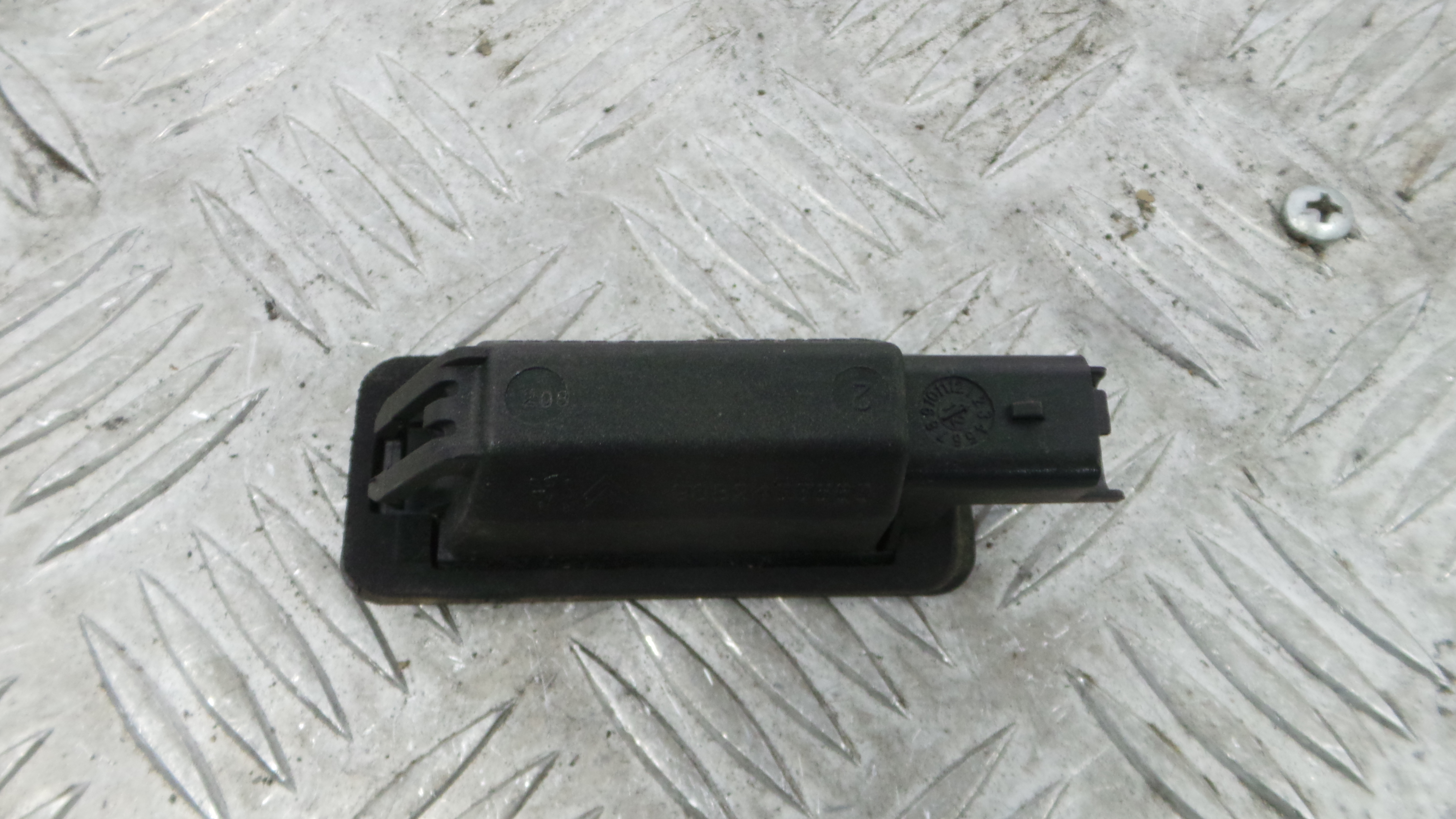 Luz de Matricula 9682403680 - PEUGEOT 208 I (CA_, CC_)-36784421