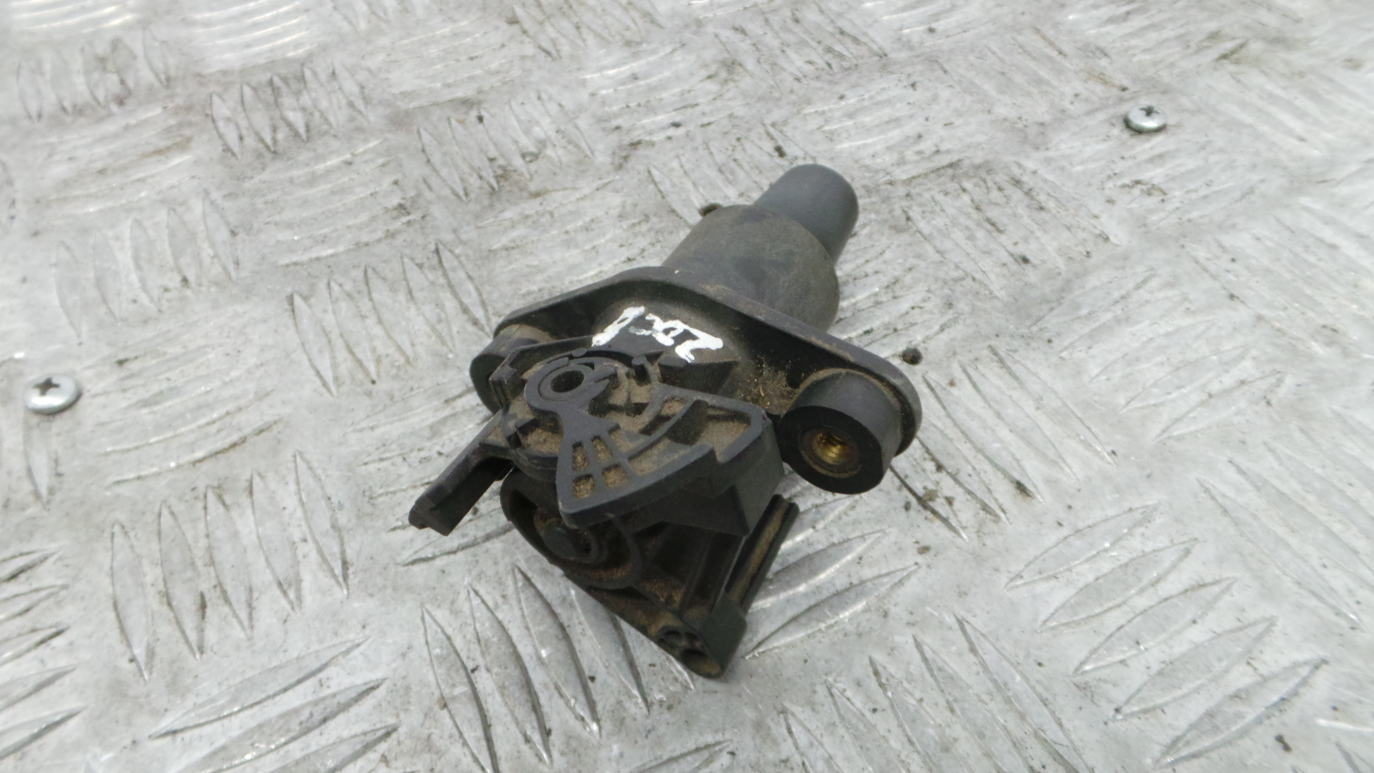 Interruptor / Comando Mala 8726R6 - PEUGEOT 107 (PM_, PN_)-36784476