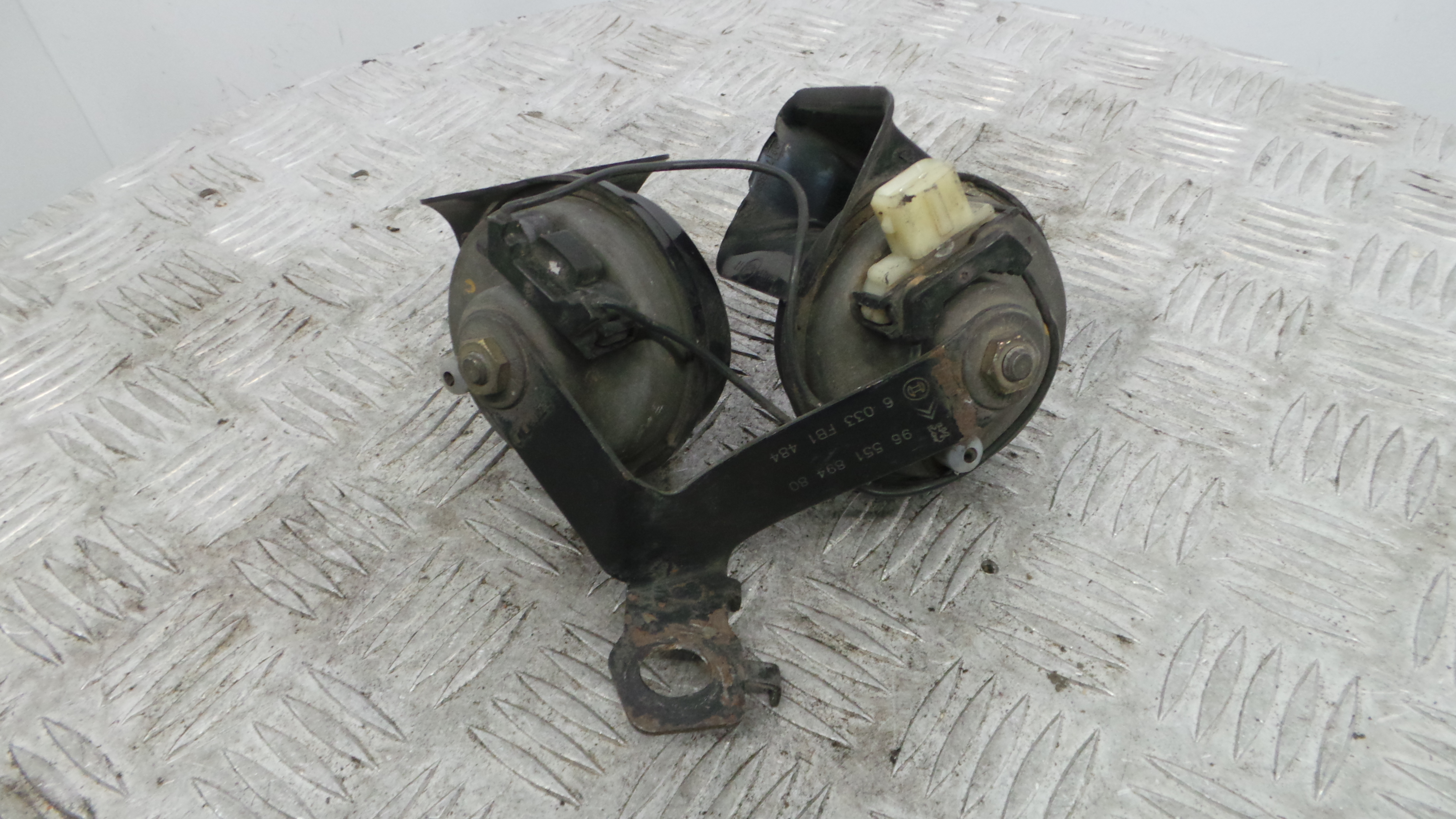 Buzina 9655189480 - CITROËN C4 I (LC_)-36784519