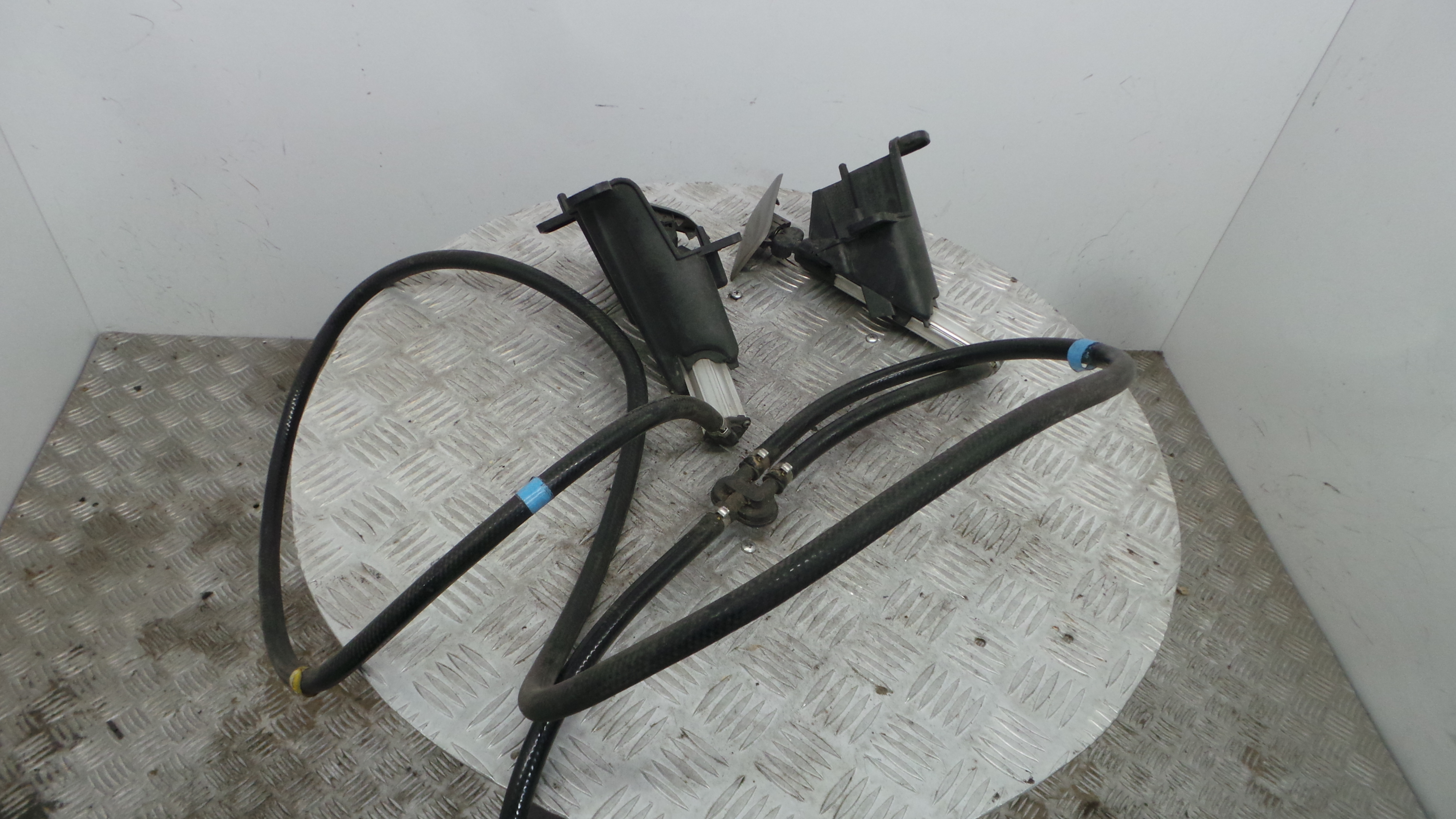 Lava faróis  9657223980 - CITROËN C4 PICASSO I Veículo multiuso (UD_)-36786673