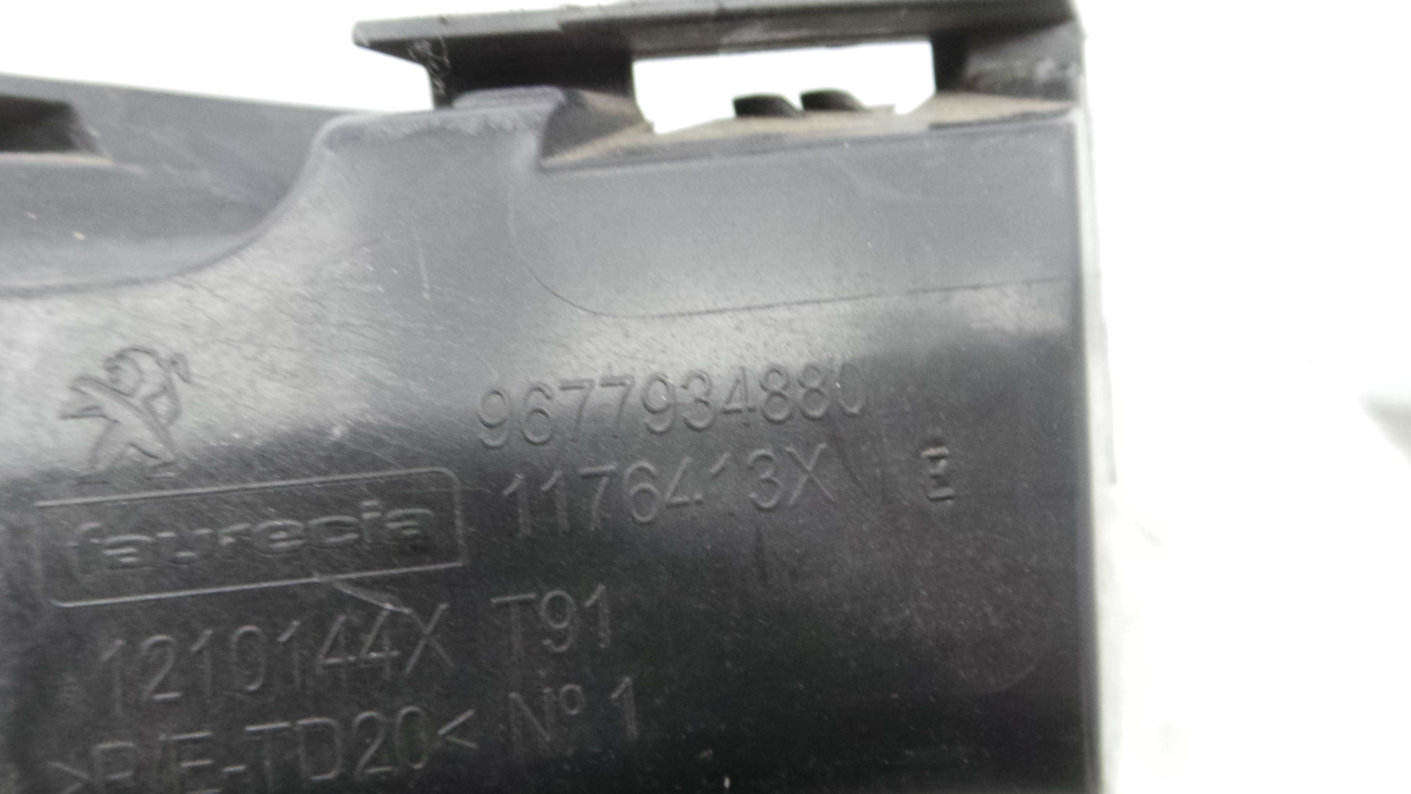 Suporte do Para Choques 9677934880 - PEUGEOT 308 II (LB_, LP_, LW_, LH_, L3_)-36786689