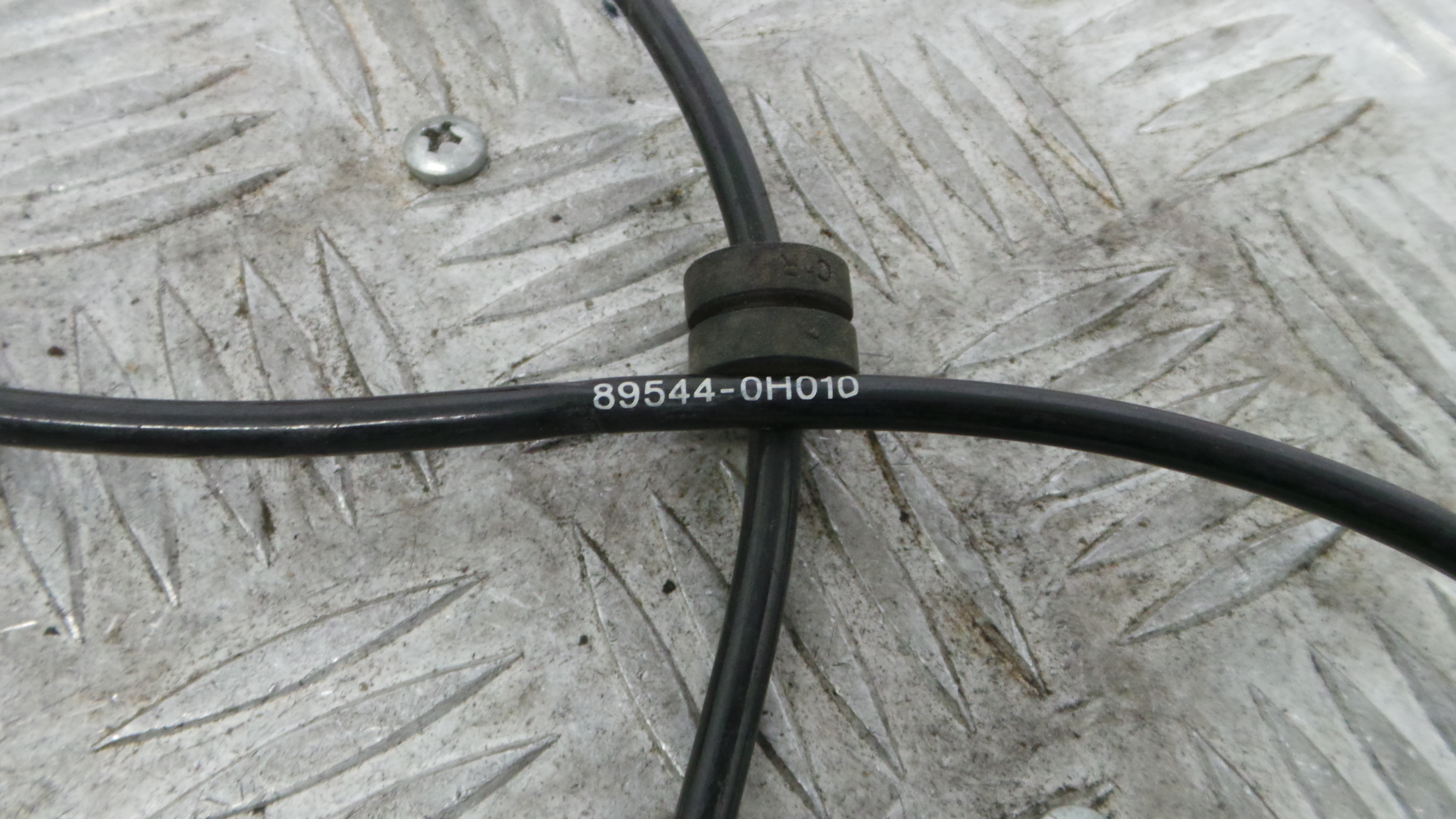 Sensor Abs 89544-0H010 - PEUGEOT 107 (PM_, PN_)-36897247