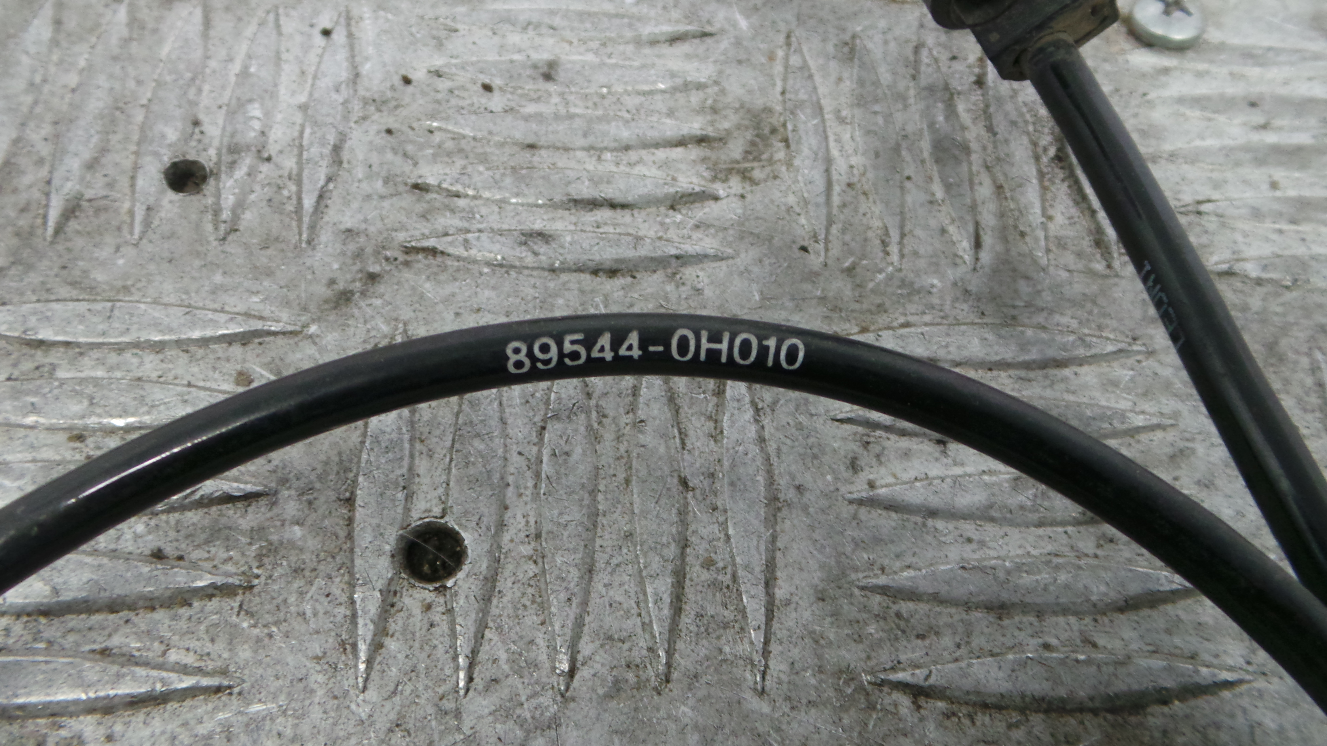 Sensor Abs 89544-0H010 - PEUGEOT 107 (PM_, PN_)-36897275