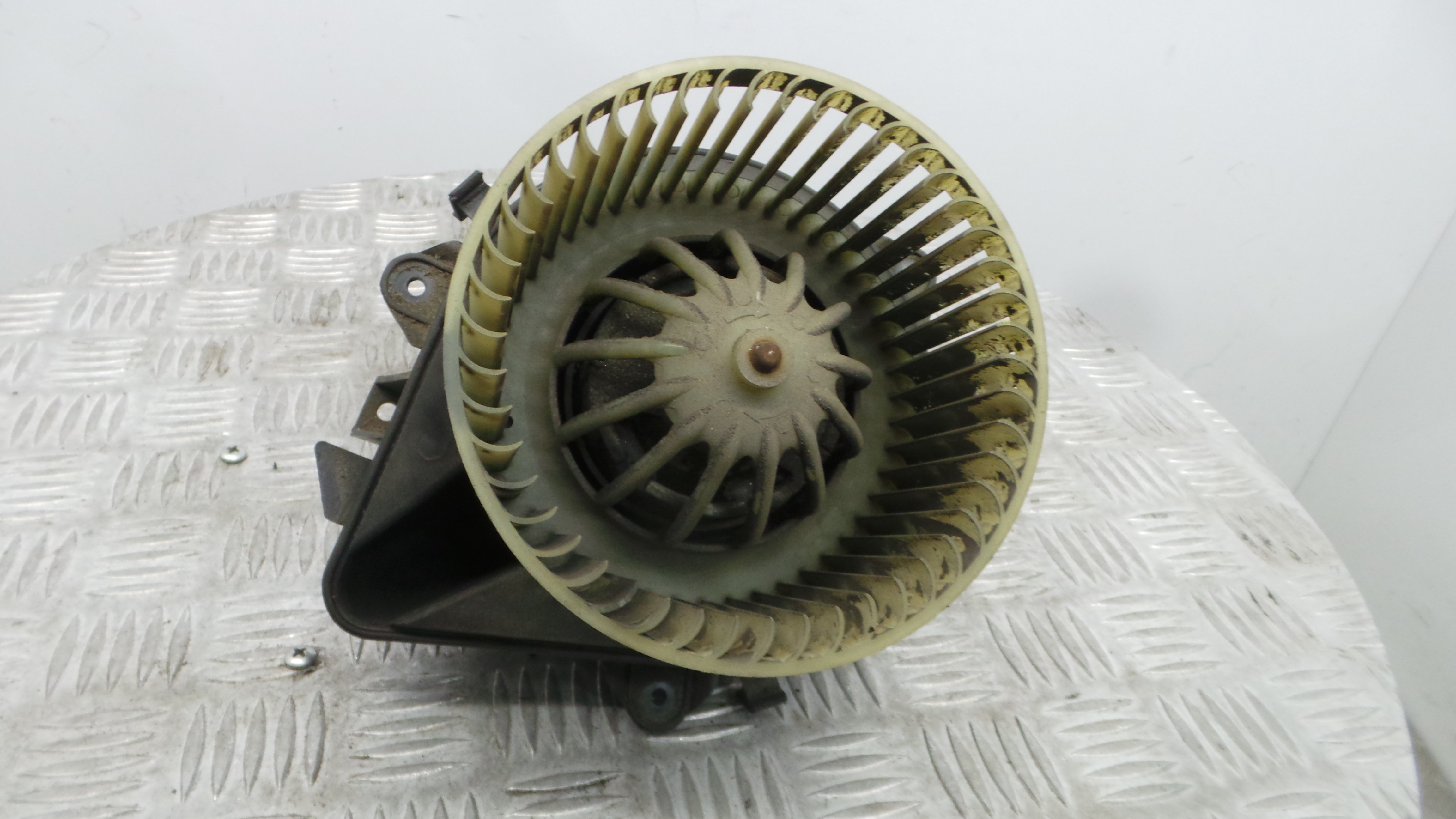 Motor da Chauffage / Motor de Sofagem 141730600 - FIAT PUNTO (188_)-36897394 Motor da Chauffage / Motor de Sofagem 141730600 - FIAT PUNTO (188_)-36897394