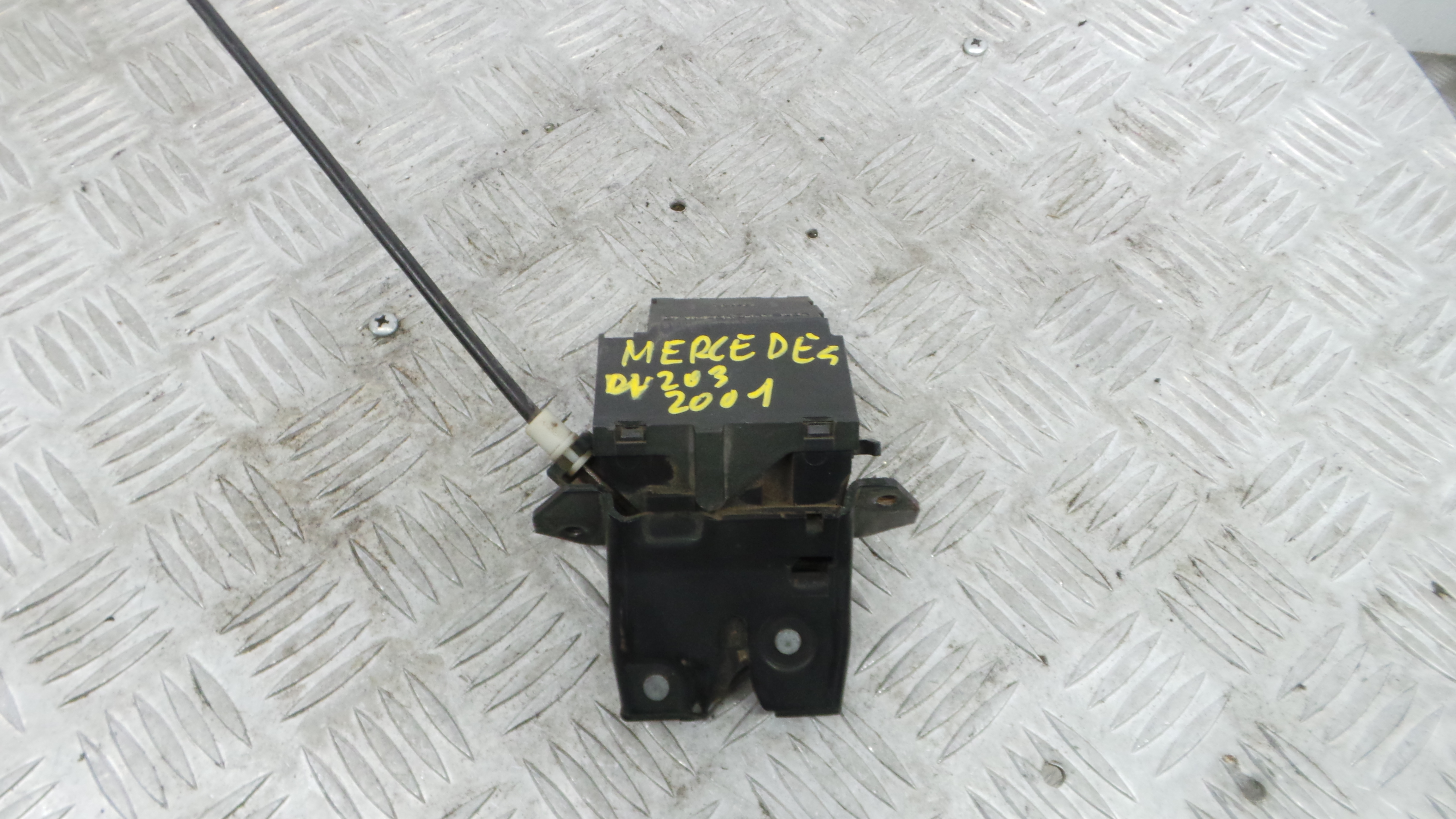 Fecho Mala A1717500085 - MERCEDES-BENZ C-CLASS (W203)-36897632