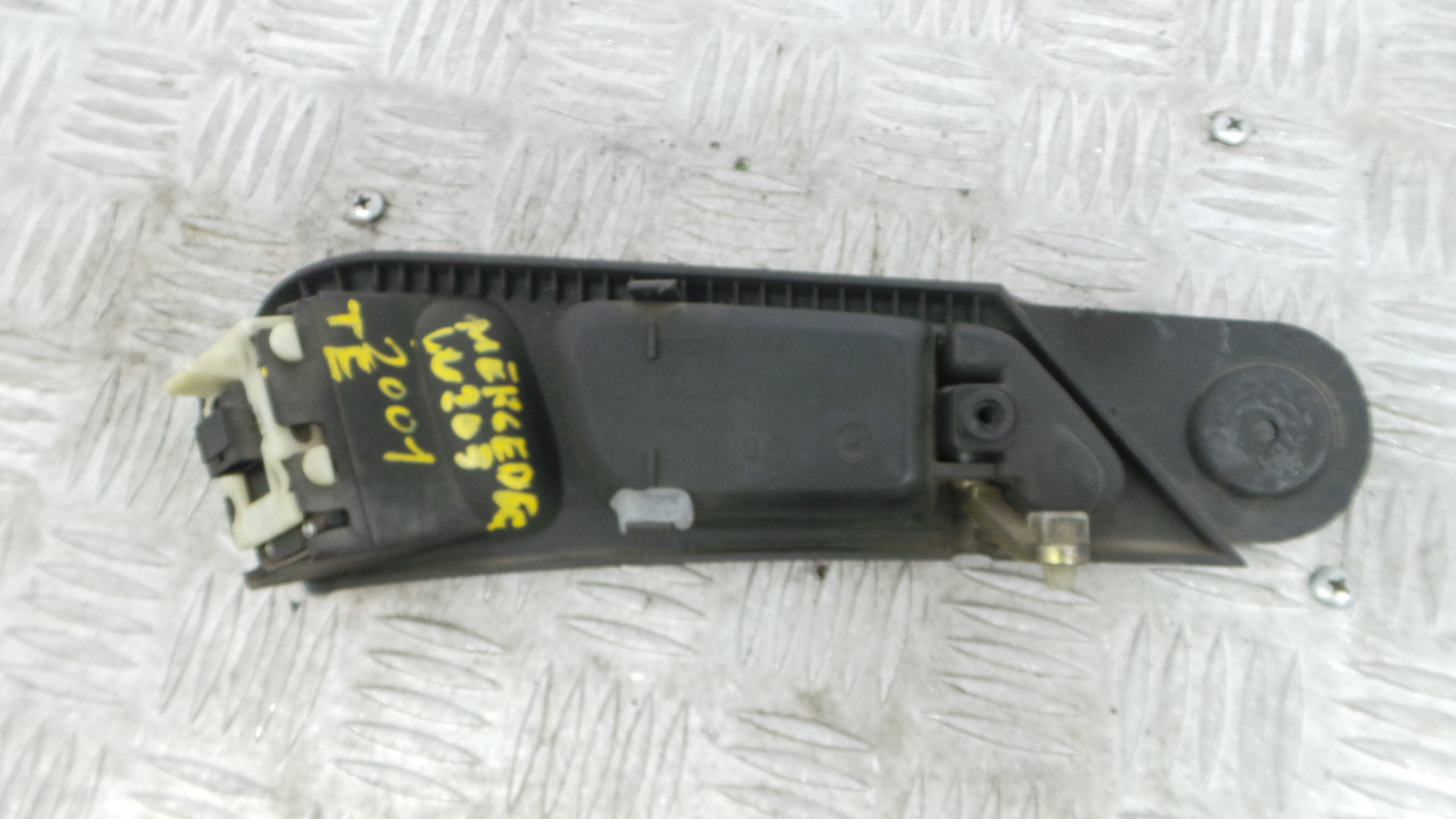 Puxador Interior Traseiro Esquerdo A20381017519116 - MERCEDES-BENZ C-CLASS (W203)-36897643