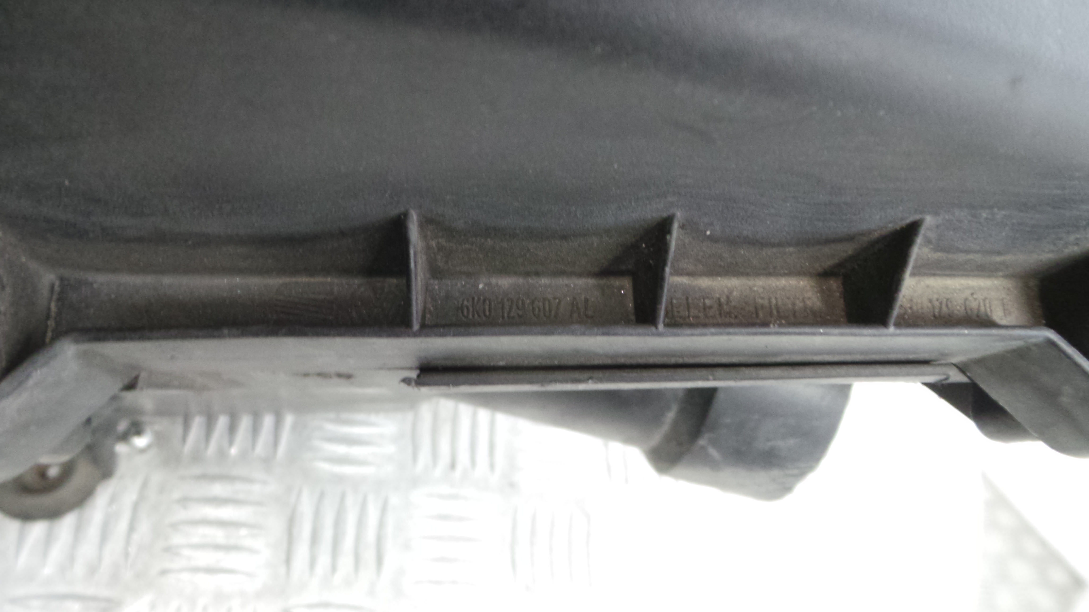 Caixa Filtro de Ar 6K0129607AL - SEAT IBIZA II (6K1), IBIZA Mk II (6K1)-36897654