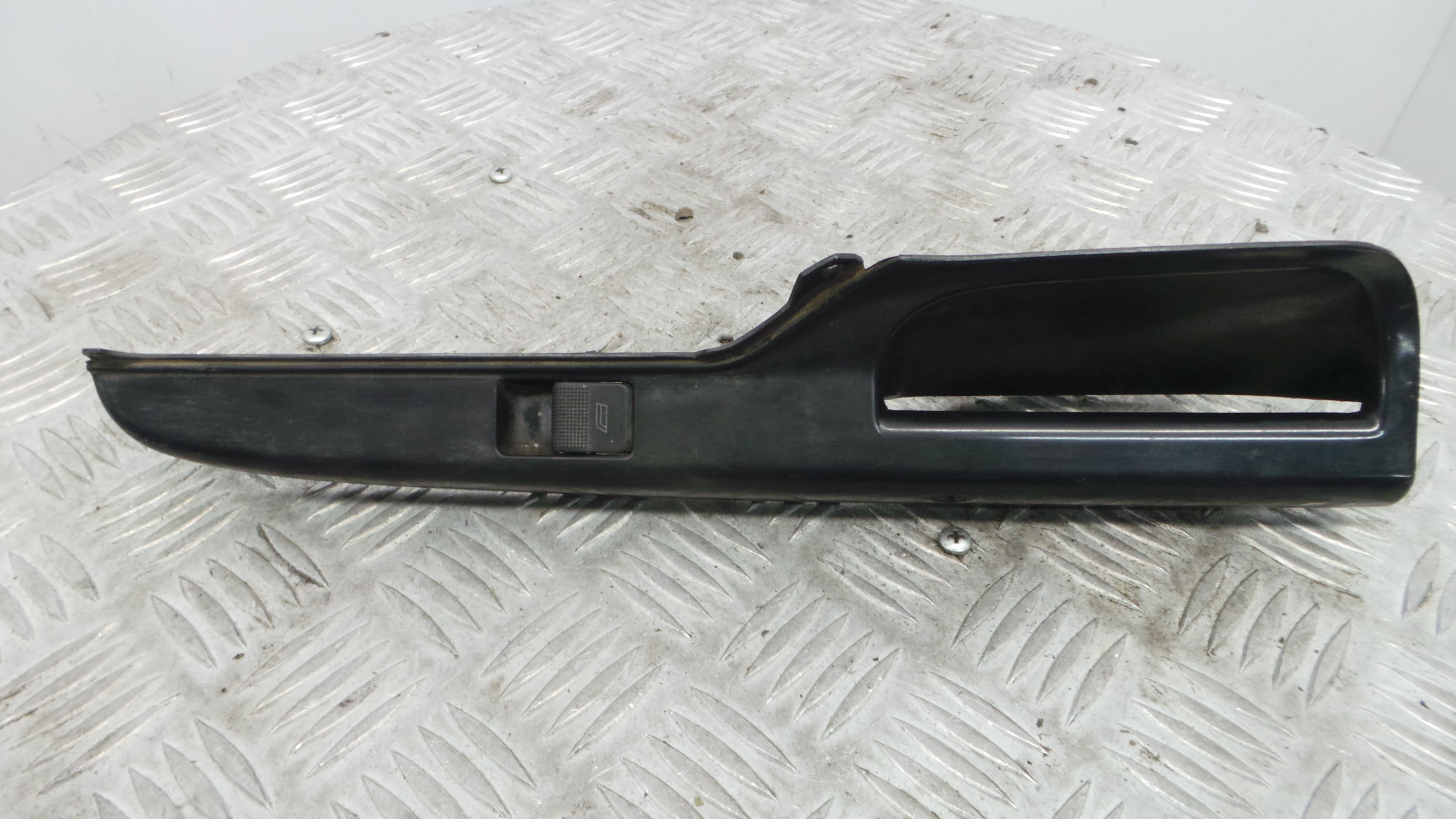 Interruptor / Comando Elevador Vidro Frente Dto  6K0867172A - SEAT IBIZA II (6K1), IBIZA Mk II (6K1)-36897822