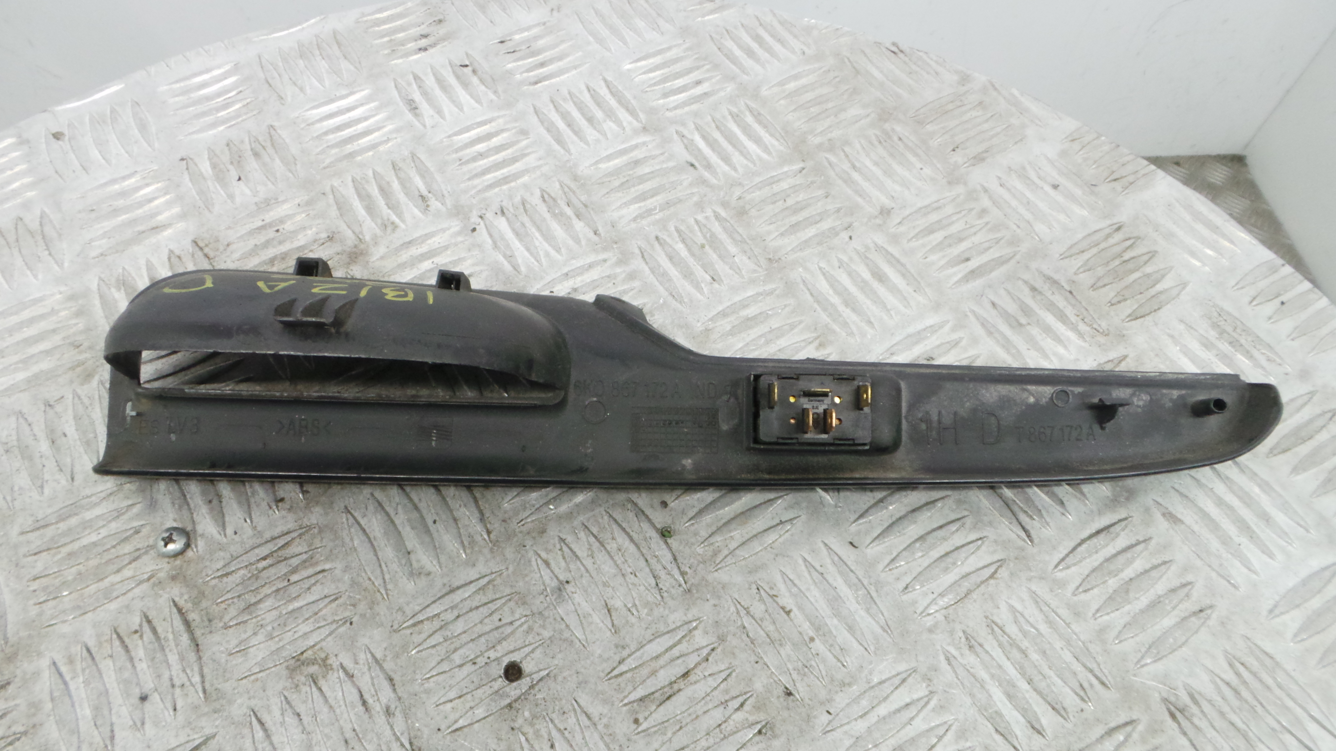 Interruptor / Comando Elevador Vidro Frente Dto 6K0867172A - SEAT IBIZA II (6K1), IBIZA Mk II (6K1)-36897822