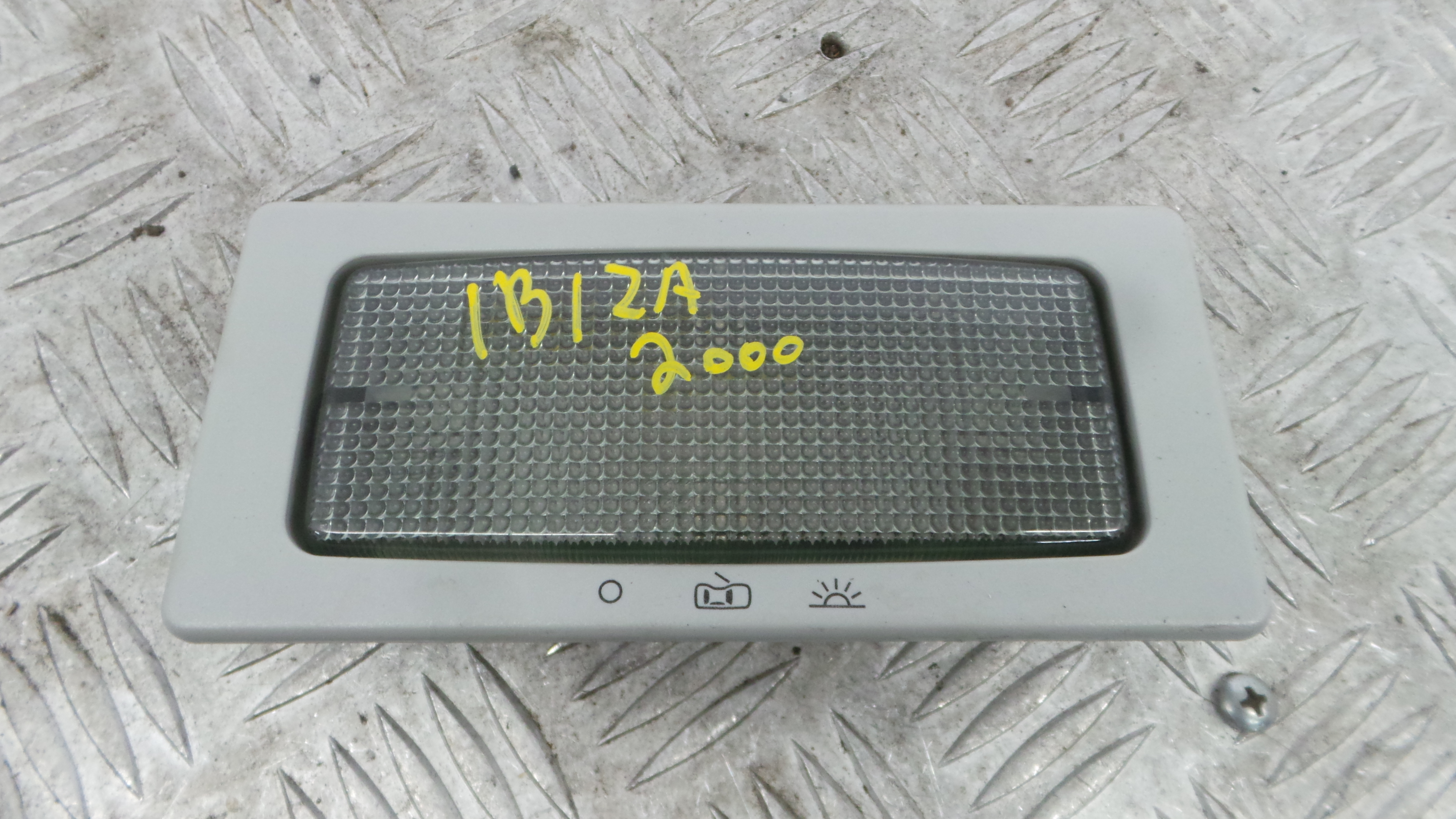Plafonier Teto 6K0947105C - SEAT IBIZA II (6K1), IBIZA Mk II (6K1)-36897885