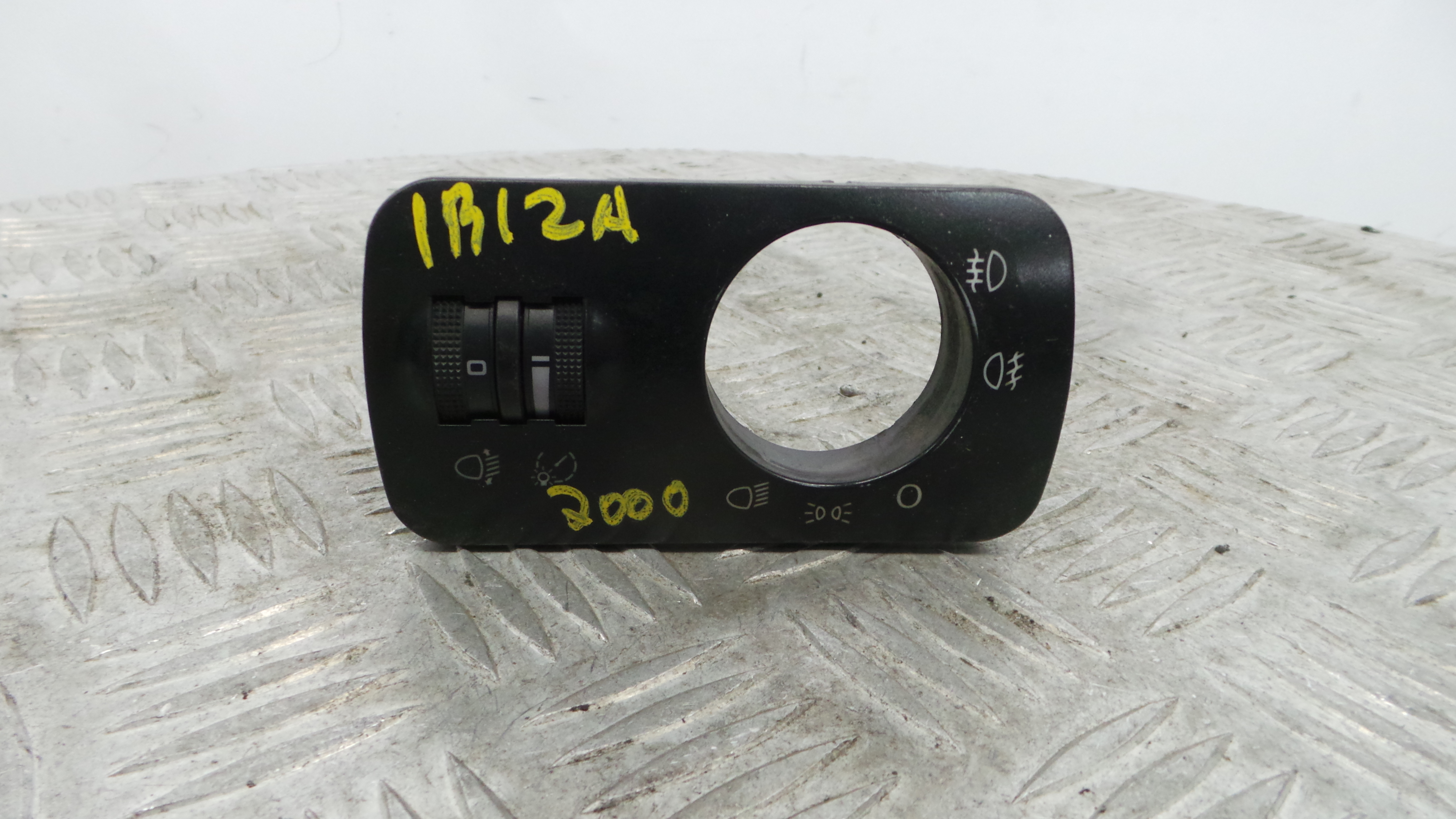 Comando de Regulação dos Faróis   - SEAT IBIZA II (6K1), IBIZA Mk II (6K1)-36897888