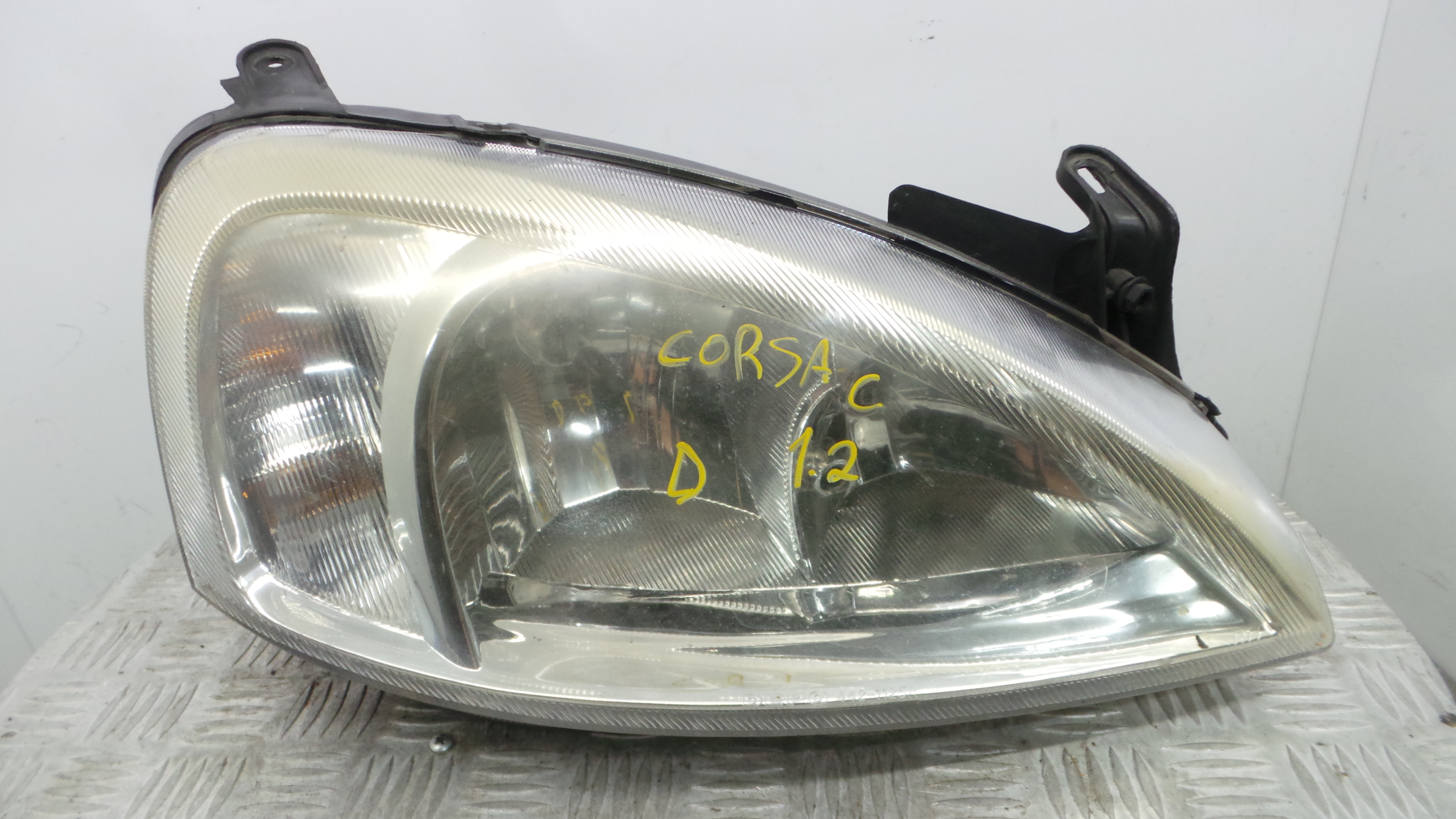 Ótica Dto 03823791 - OPEL CORSA C (X01)-36897937 Ótica Dto 03823791 - OPEL CORSA C (X01)-36897937