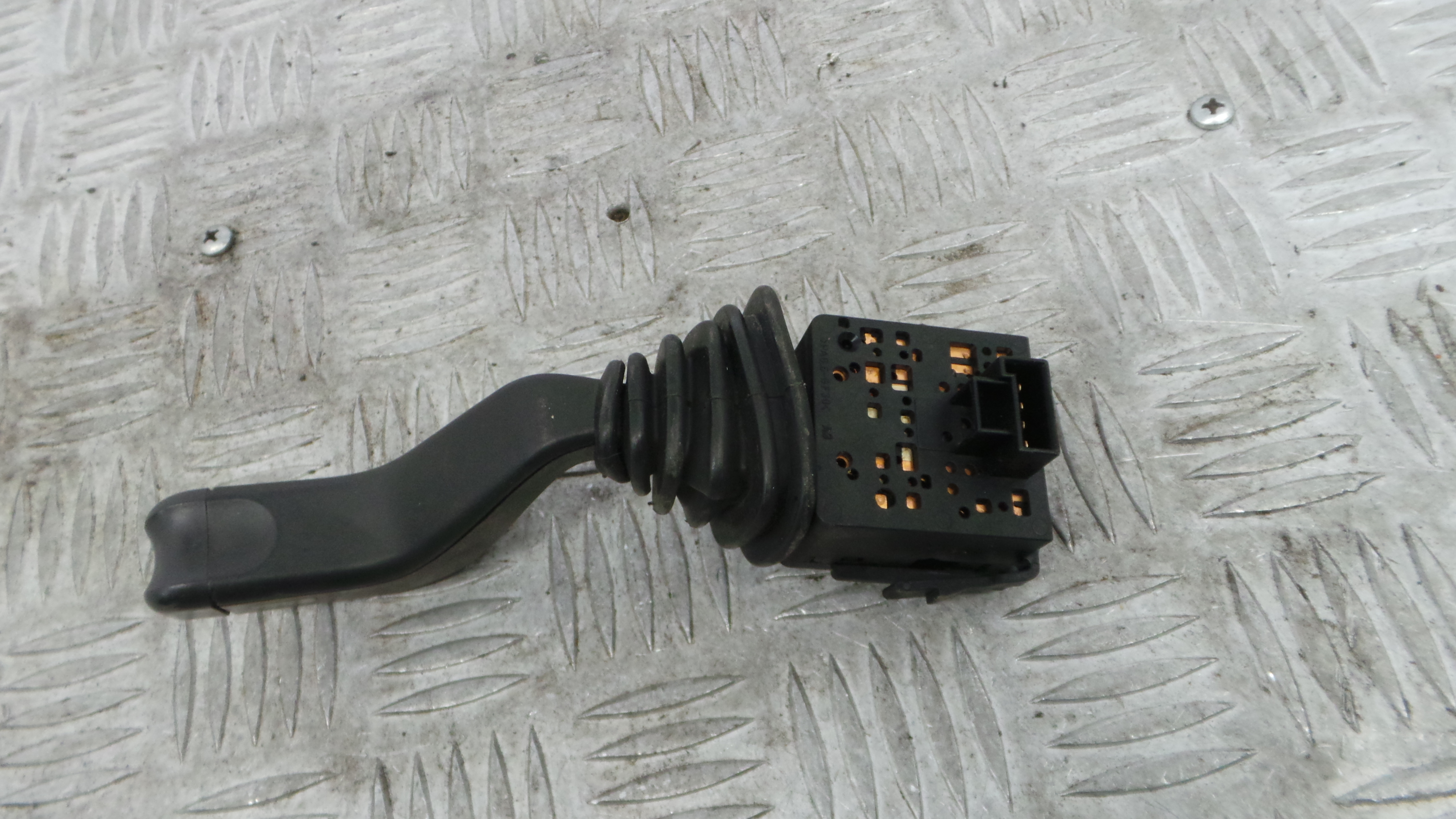 Comando de Limpa Para Brisas 09185413 - OPEL CORSA C (X01)-36897974