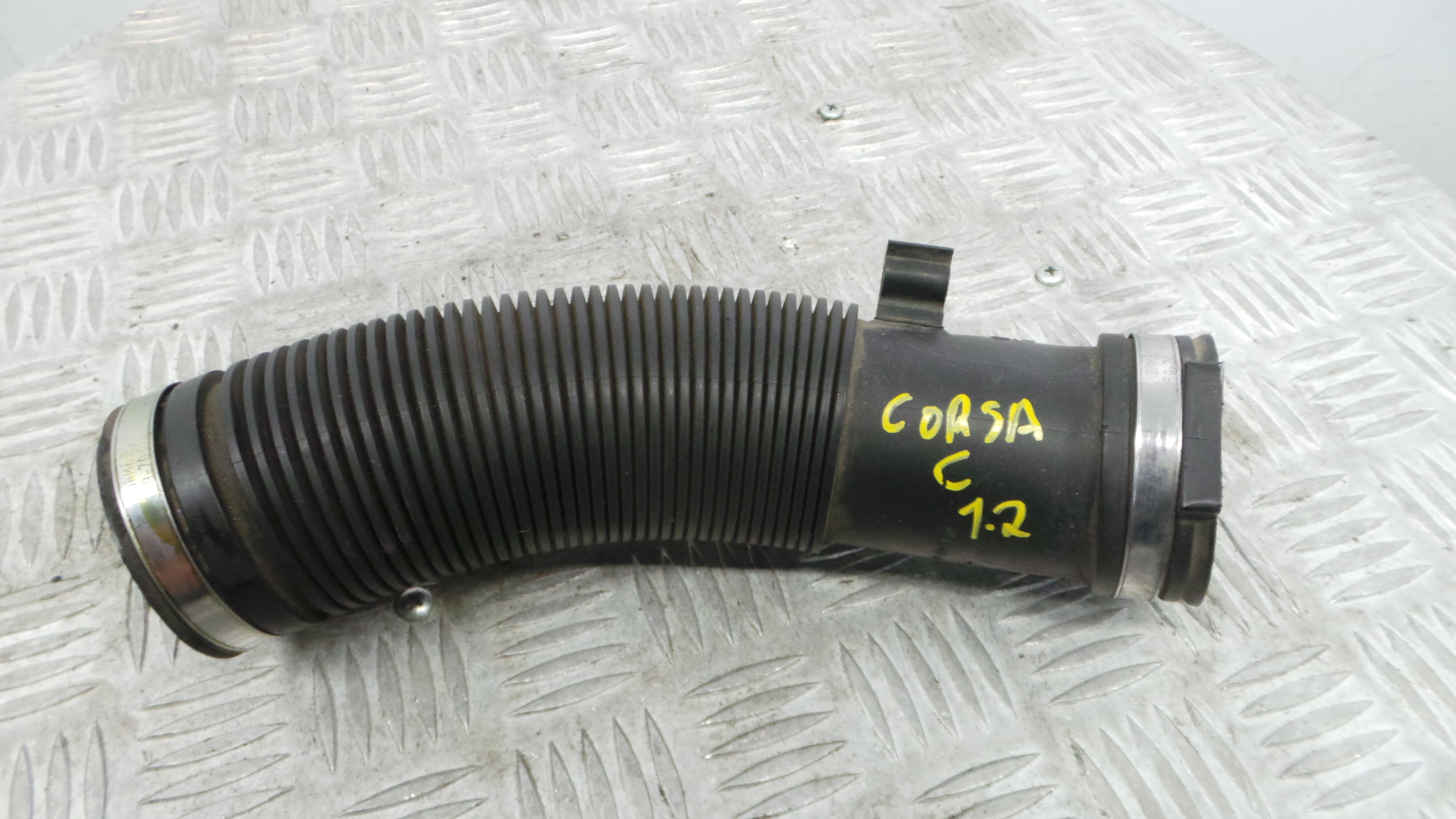 Tubo Caixa Filtro Ar 90572688 - OPEL CORSA C (X01)-36898033