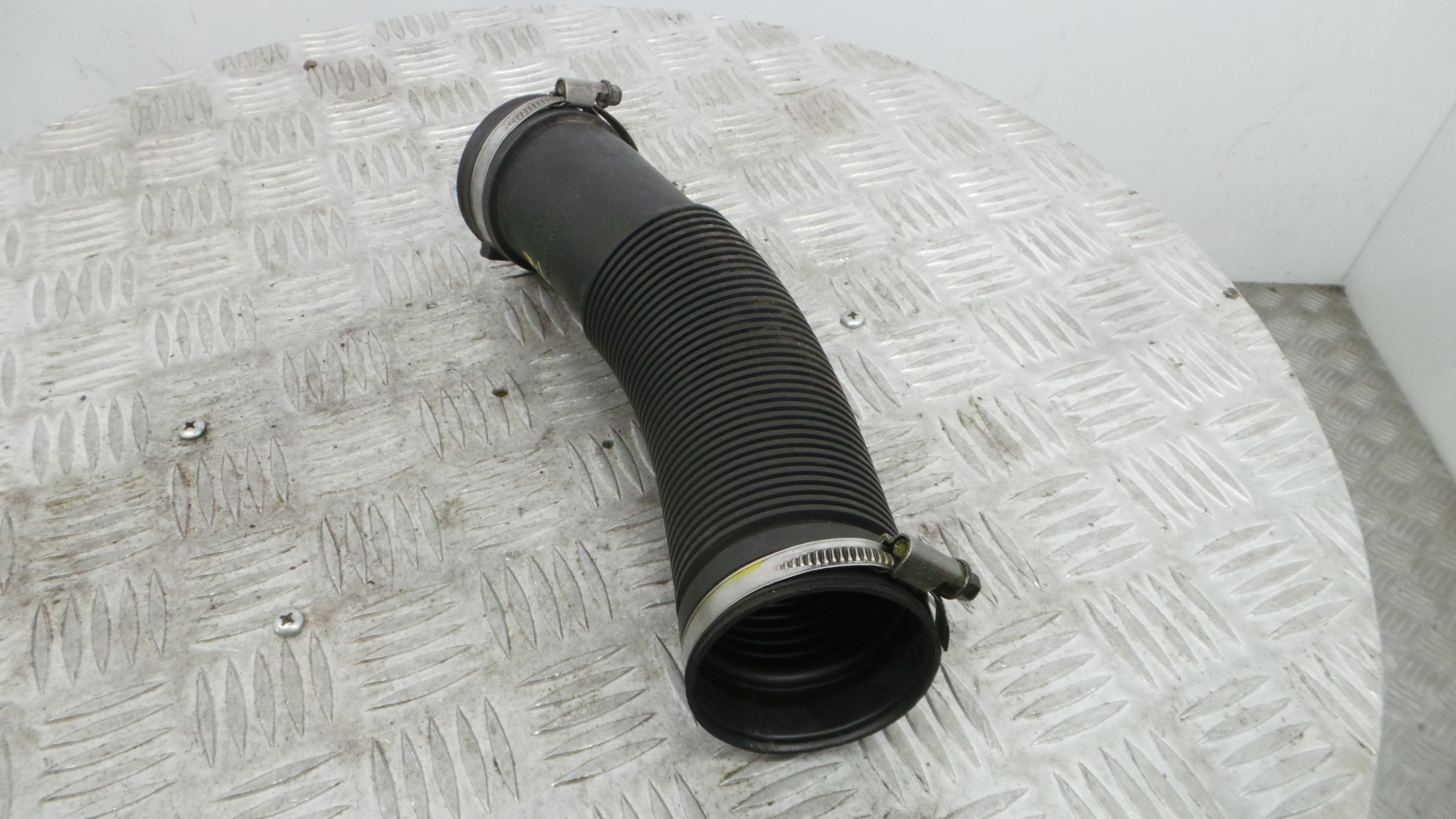 Tubo Caixa Filtro Ar 90572688 - OPEL CORSA C (X01)-36898033