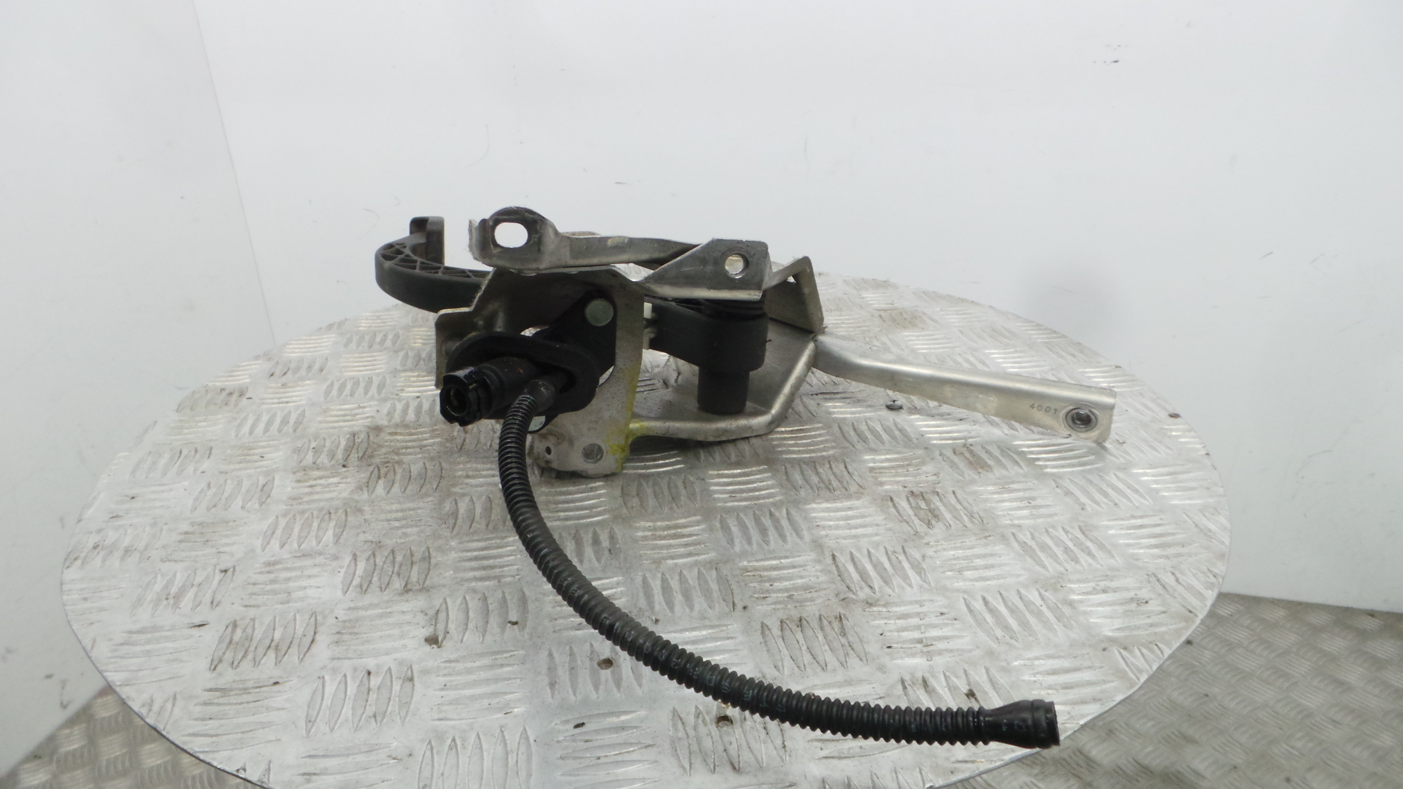 Pedal de Embraiagem 9156593 - OPEL CORSA C (X01)-36898060