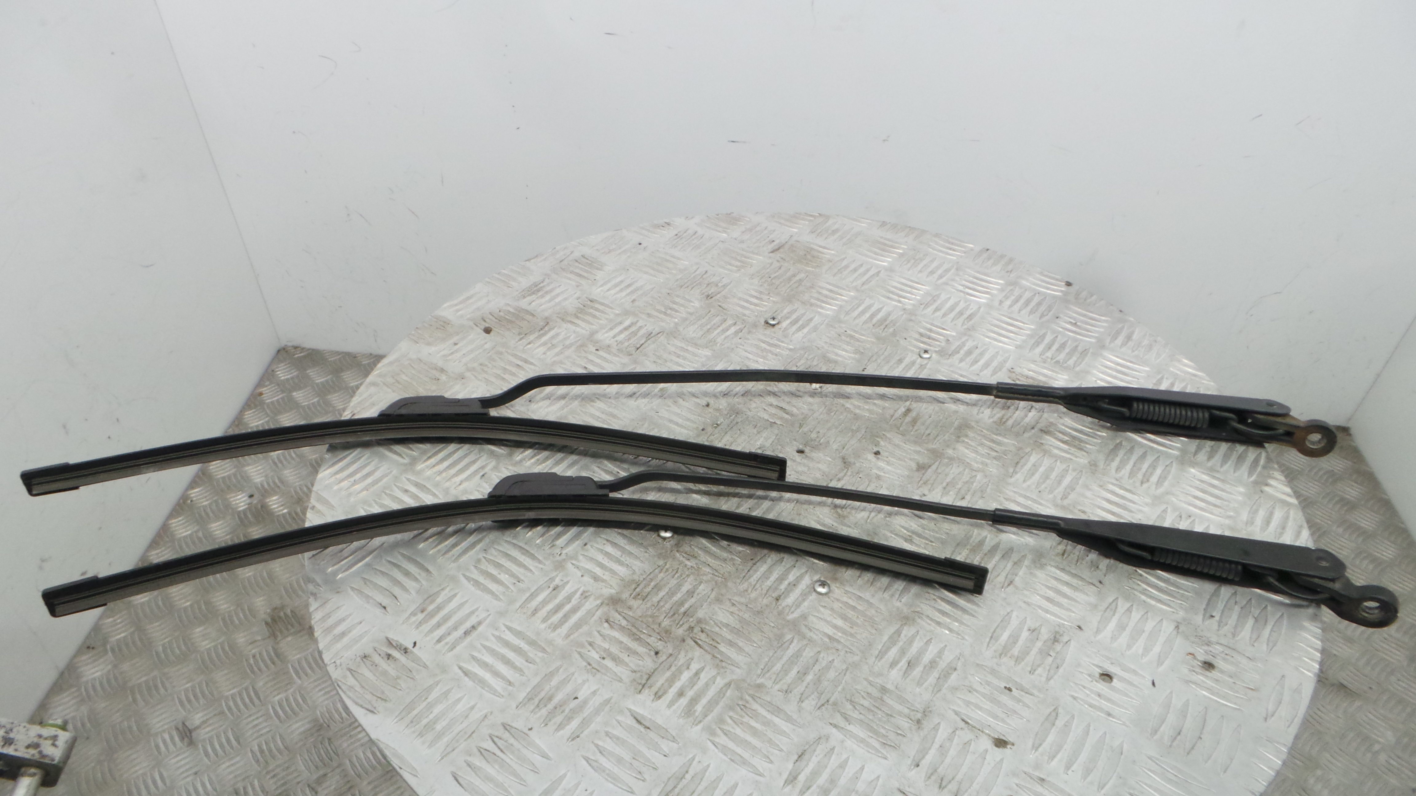Braço Do Limpa-vidros 9114666 - OPEL CORSA C (X01)-36898073