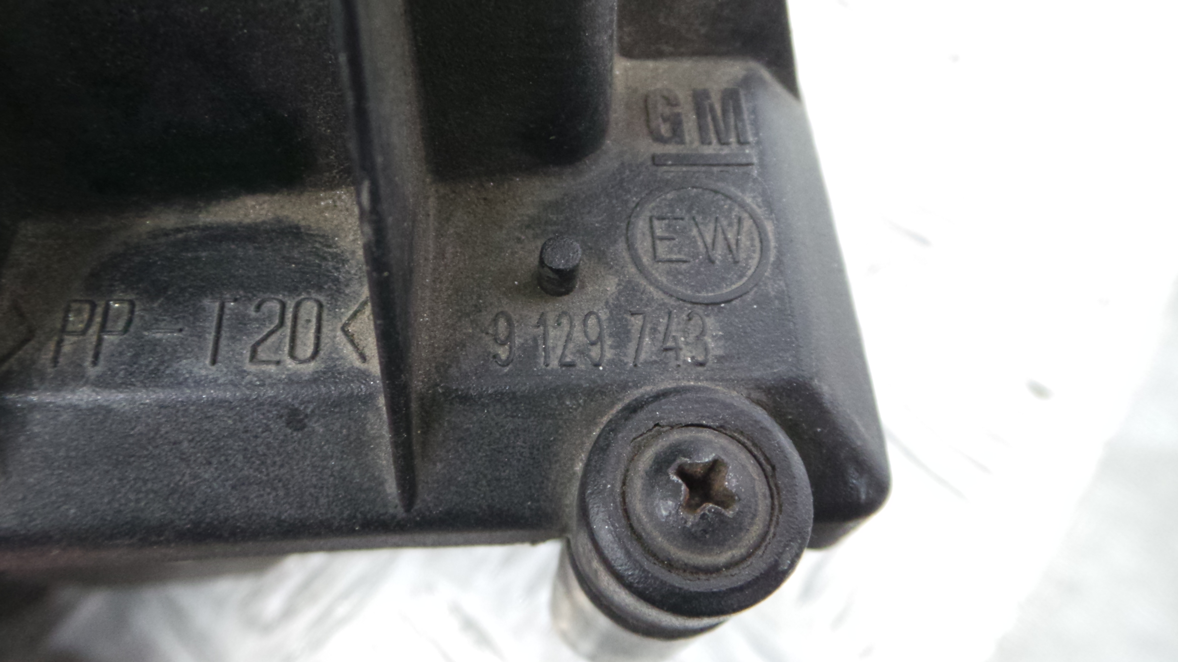 Caixa Filtro de Ar  9129743 - OPEL CORSA C (X01)-36901138