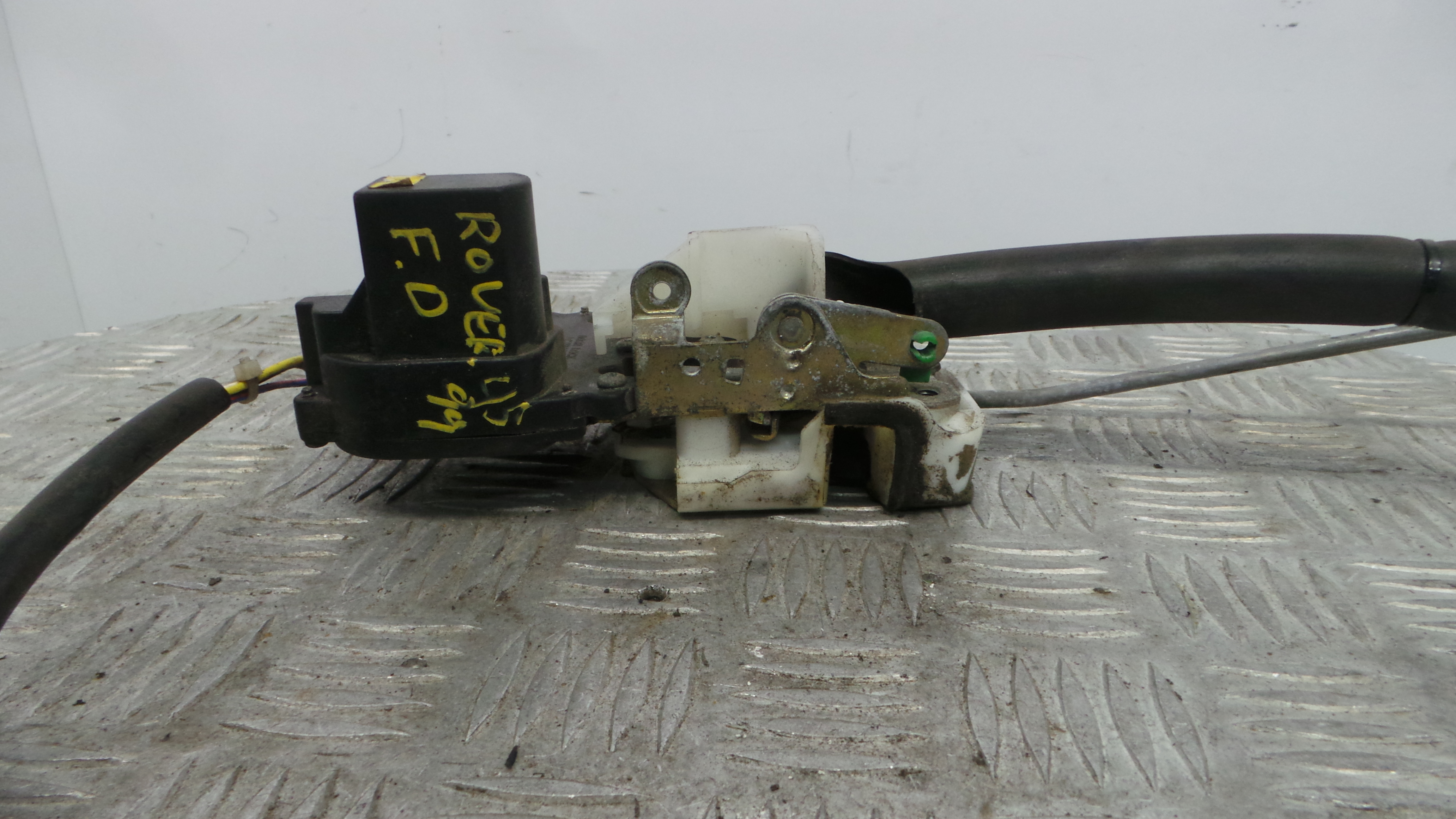 Fecho da Porta Frente Dto FQJ103120 - ROVER 45 I Hatchback (RT)-36901266 Fecho da Porta Frente Dto FQJ103120 - ROVER 45 I Hatchback (RT)-36901266