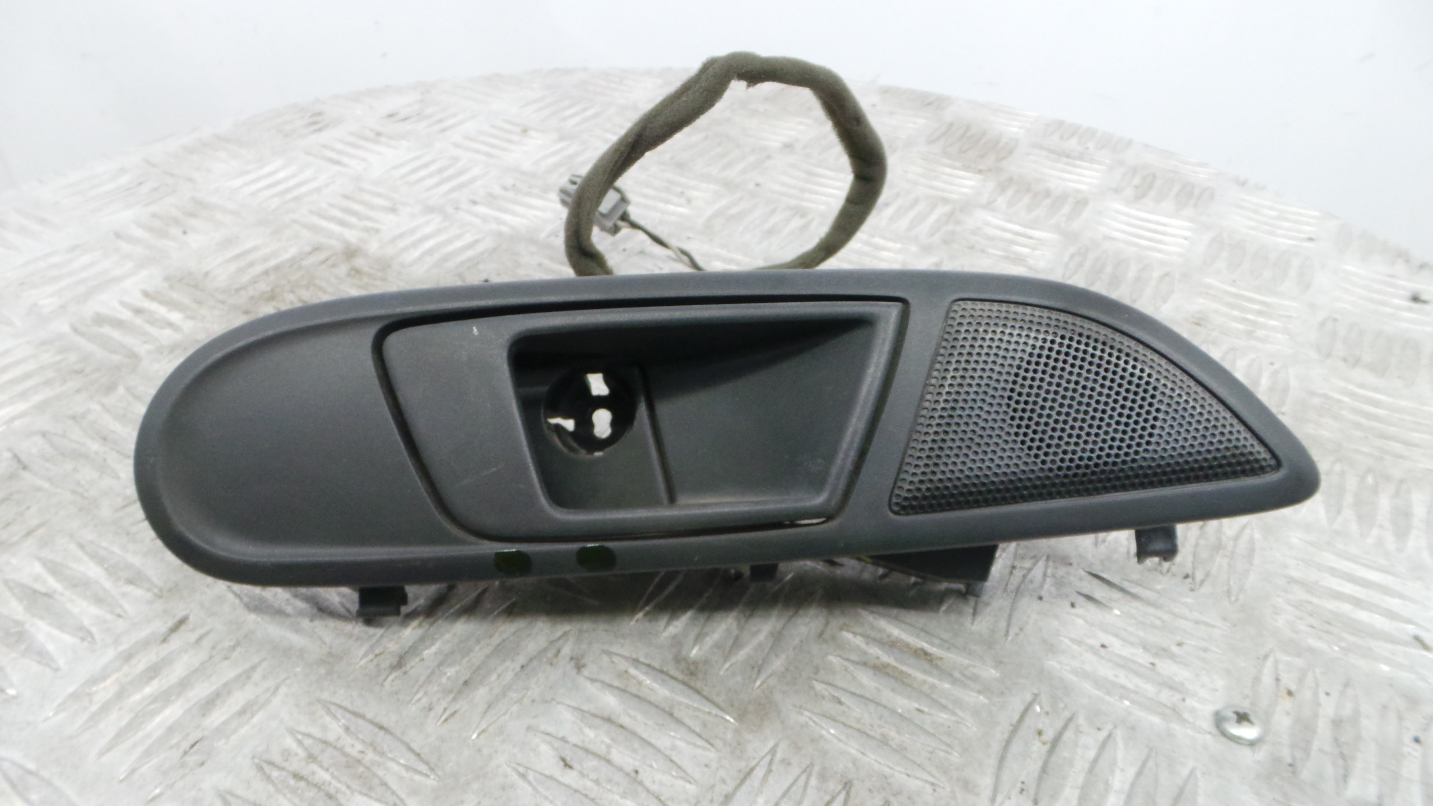 Puxador Interior Frente Direita 8A61-A22600-BFW - FORD FIESTA VI (CB1, CCN)-36901490