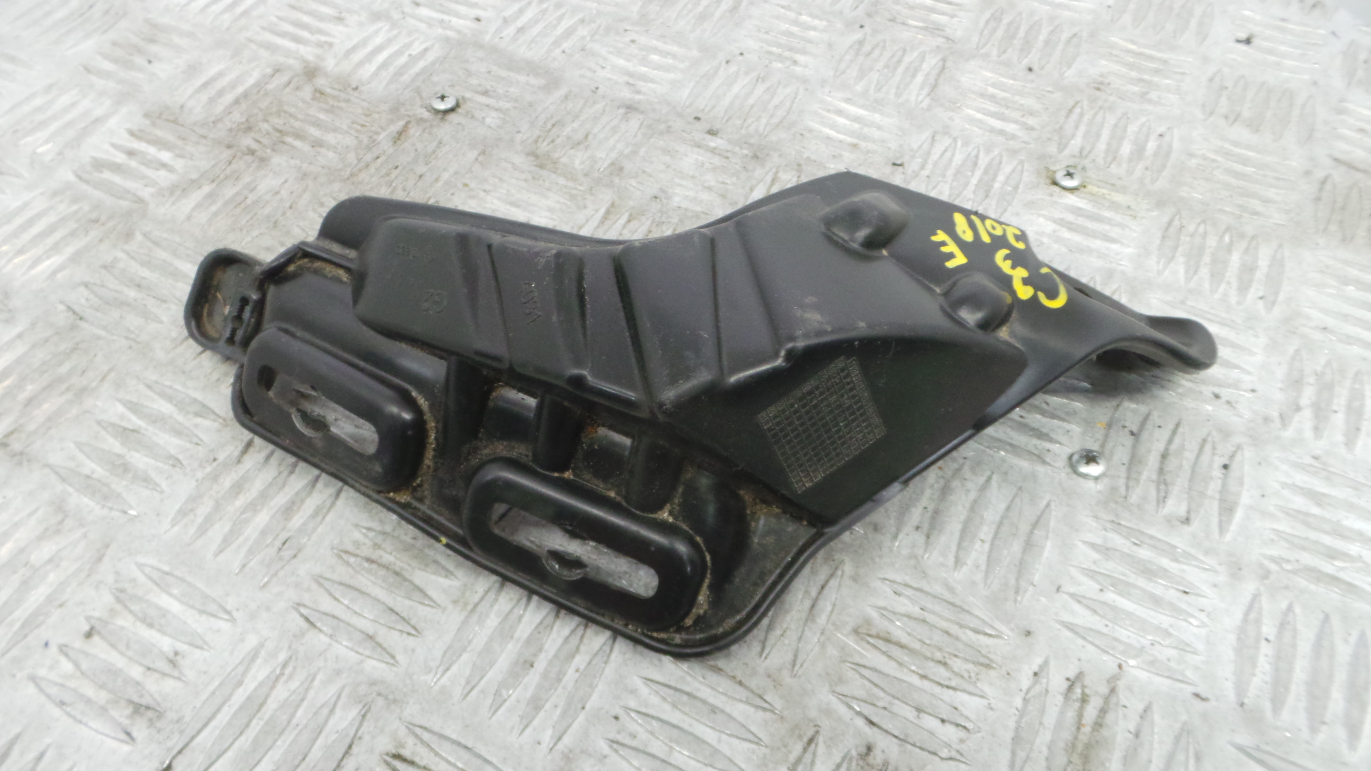 Suporte Guarda Lamas 9812550980 - CITROËN C3 / C3 ORIGIN III (SX)-36904945