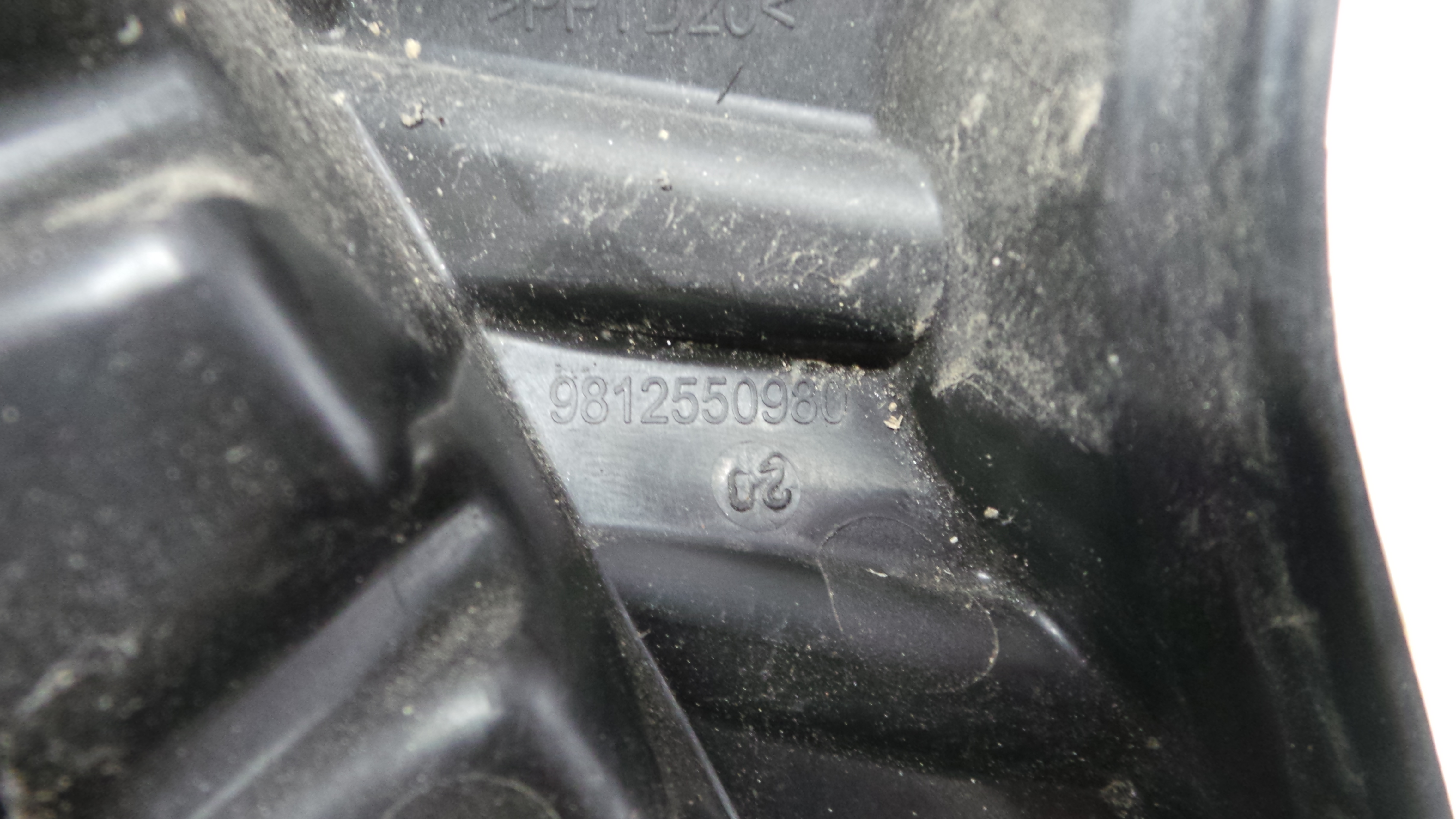 Suporte Guarda Lamas 9812550980 - CITROËN C3 / C3 ORIGIN III (SX)-36904945