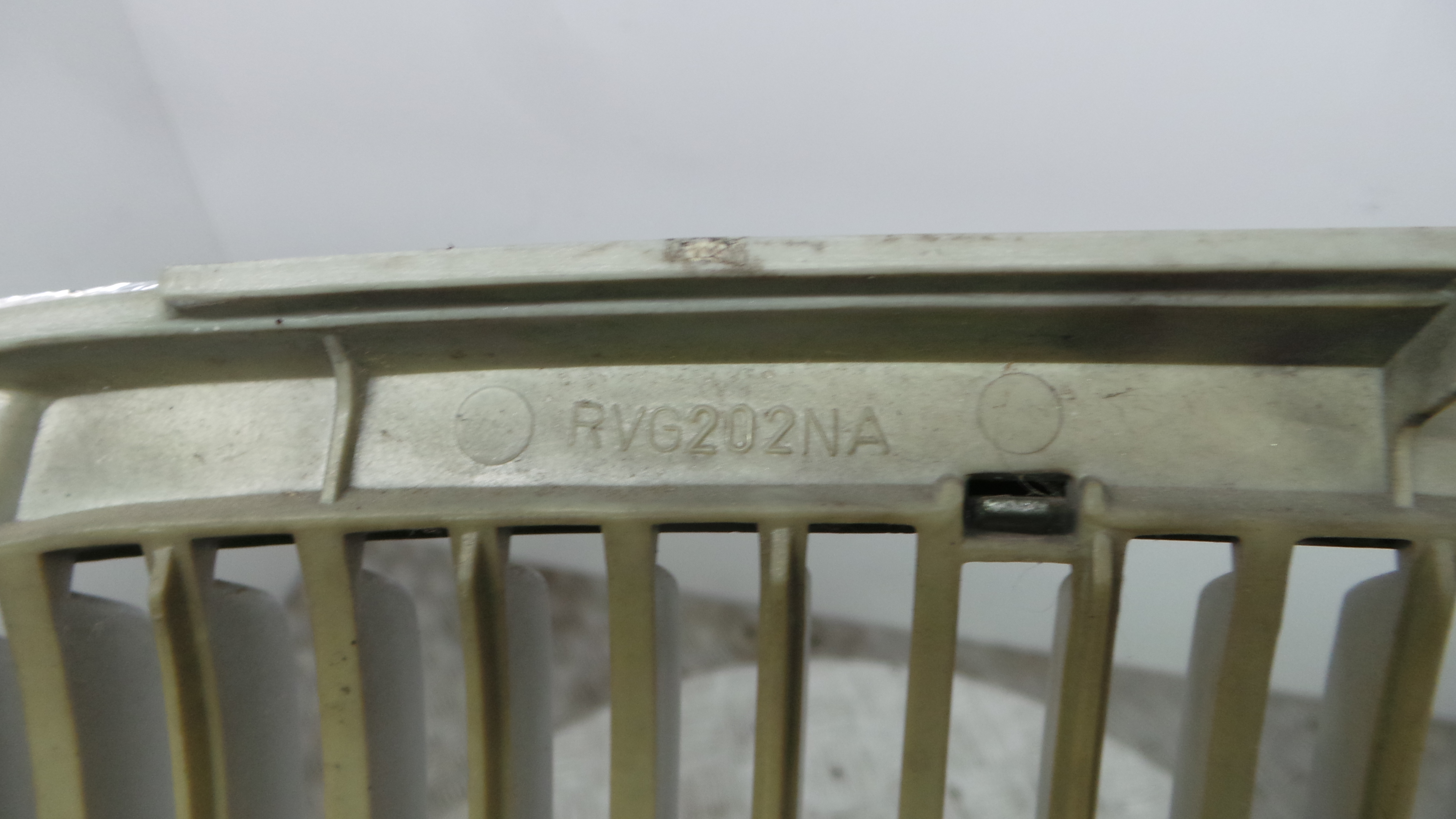 Grelha da Frente RVG202NA - ROVER 400 II Hatchback (RT)-36905124