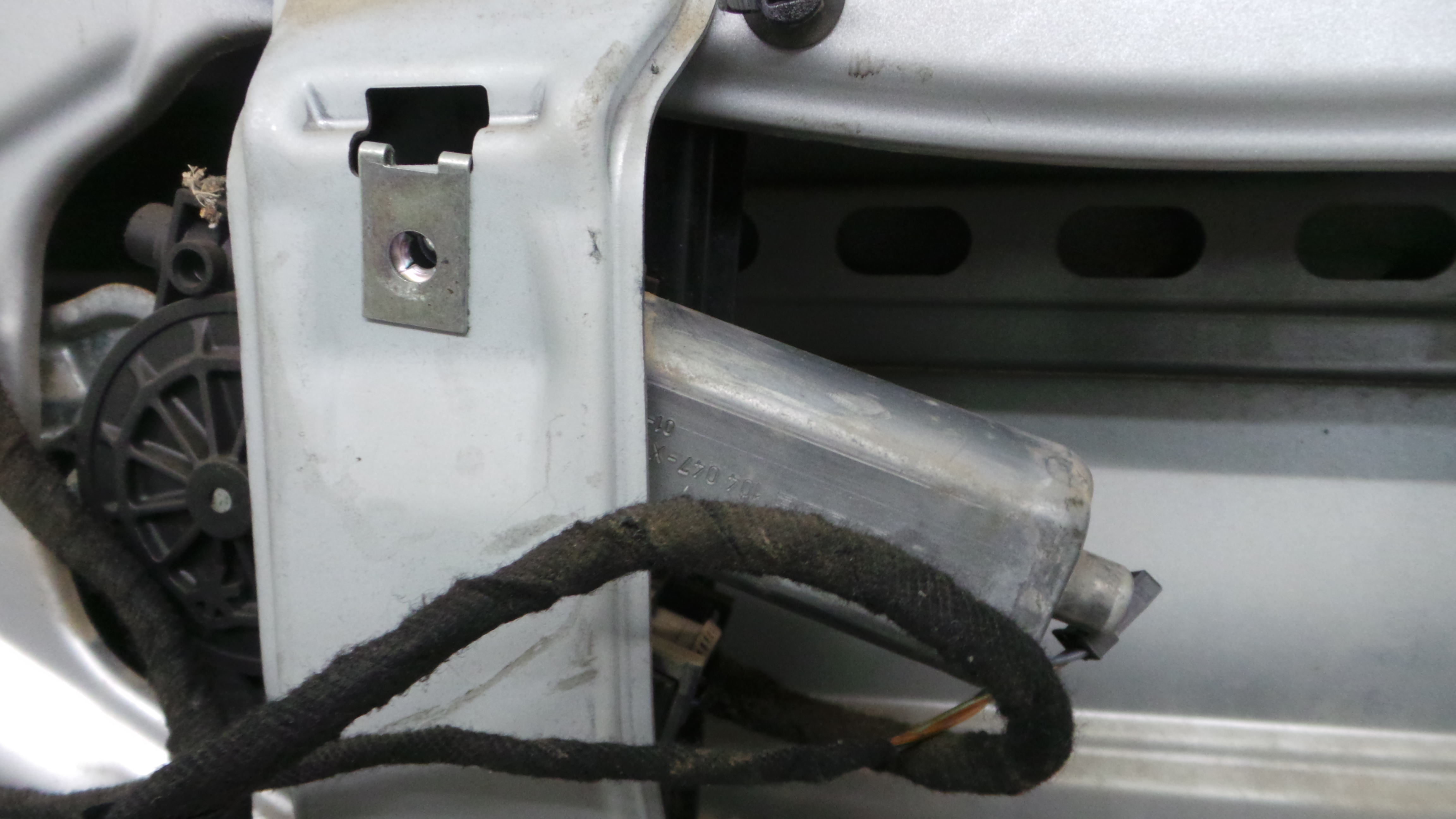 Elevador Trás Dto A2038203042 - MERCEDES-BENZ C-CLASS (W203)-36905137