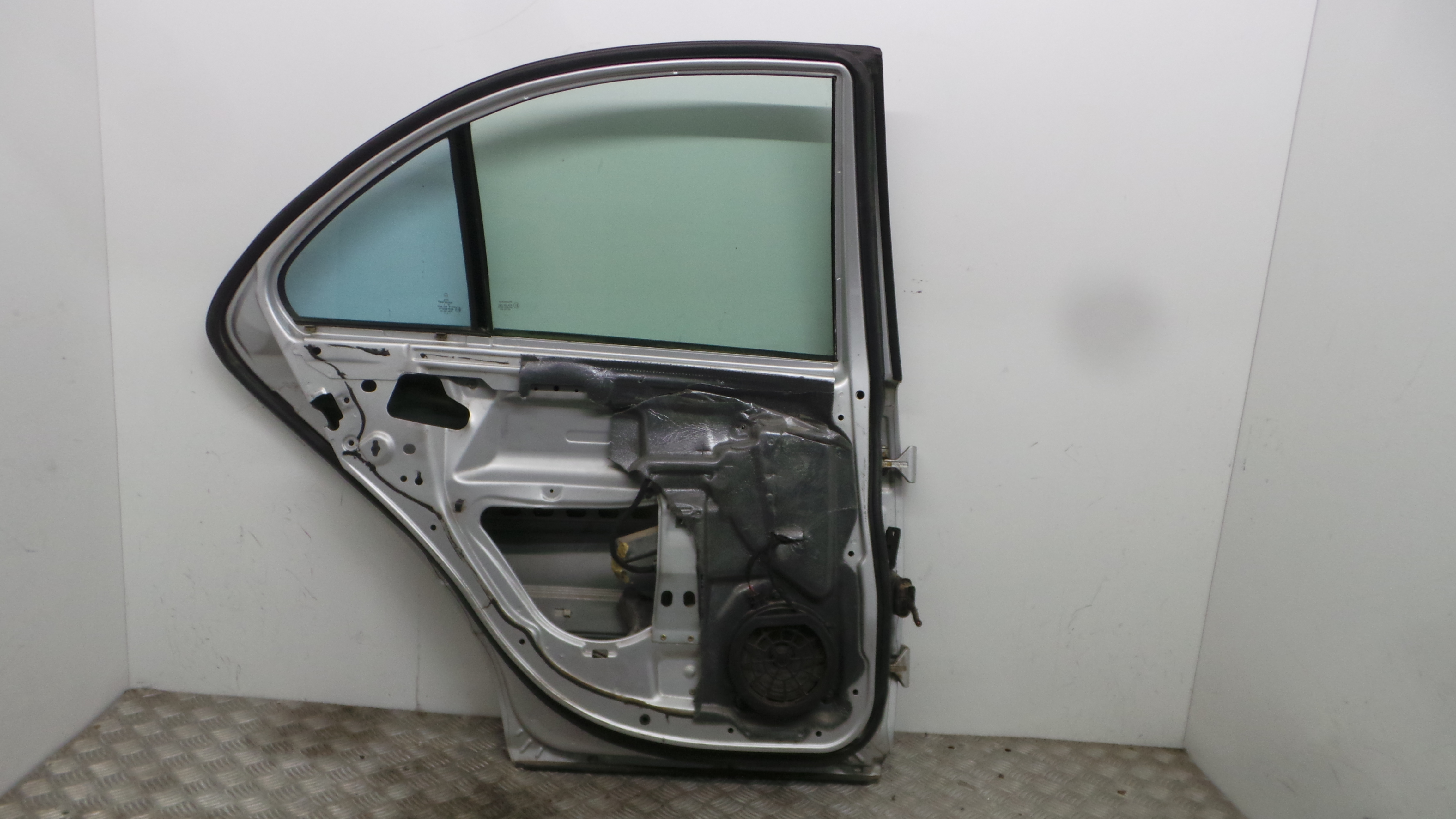 Porta Trás Esq A2037300705 - MERCEDES-BENZ C-CLASS (W203)-36905138