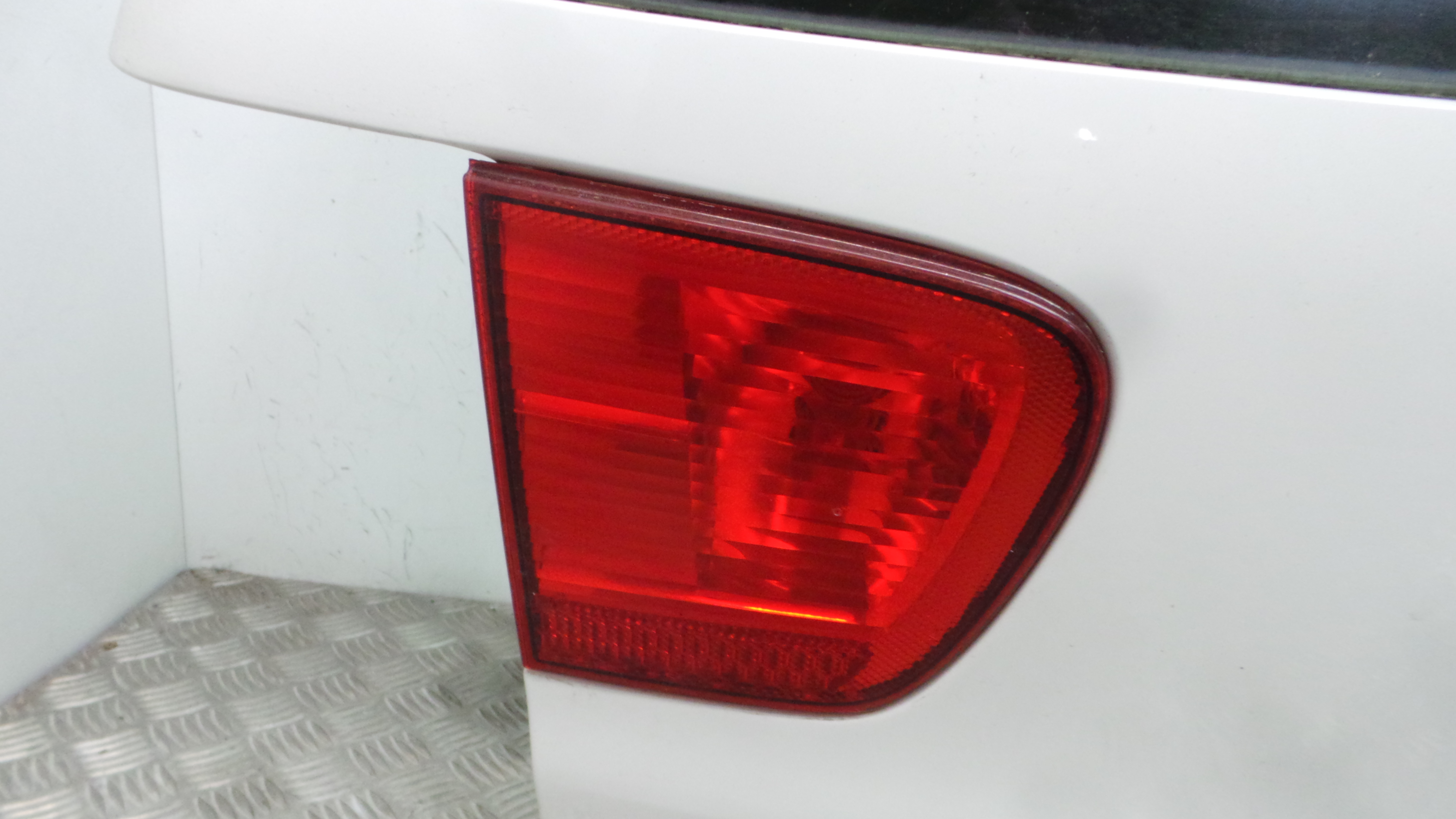 Farolim Mala Trás Esq  6K6945107C - SEAT IBIZA II (6K1), IBIZA Mk II (6K1)-36905859