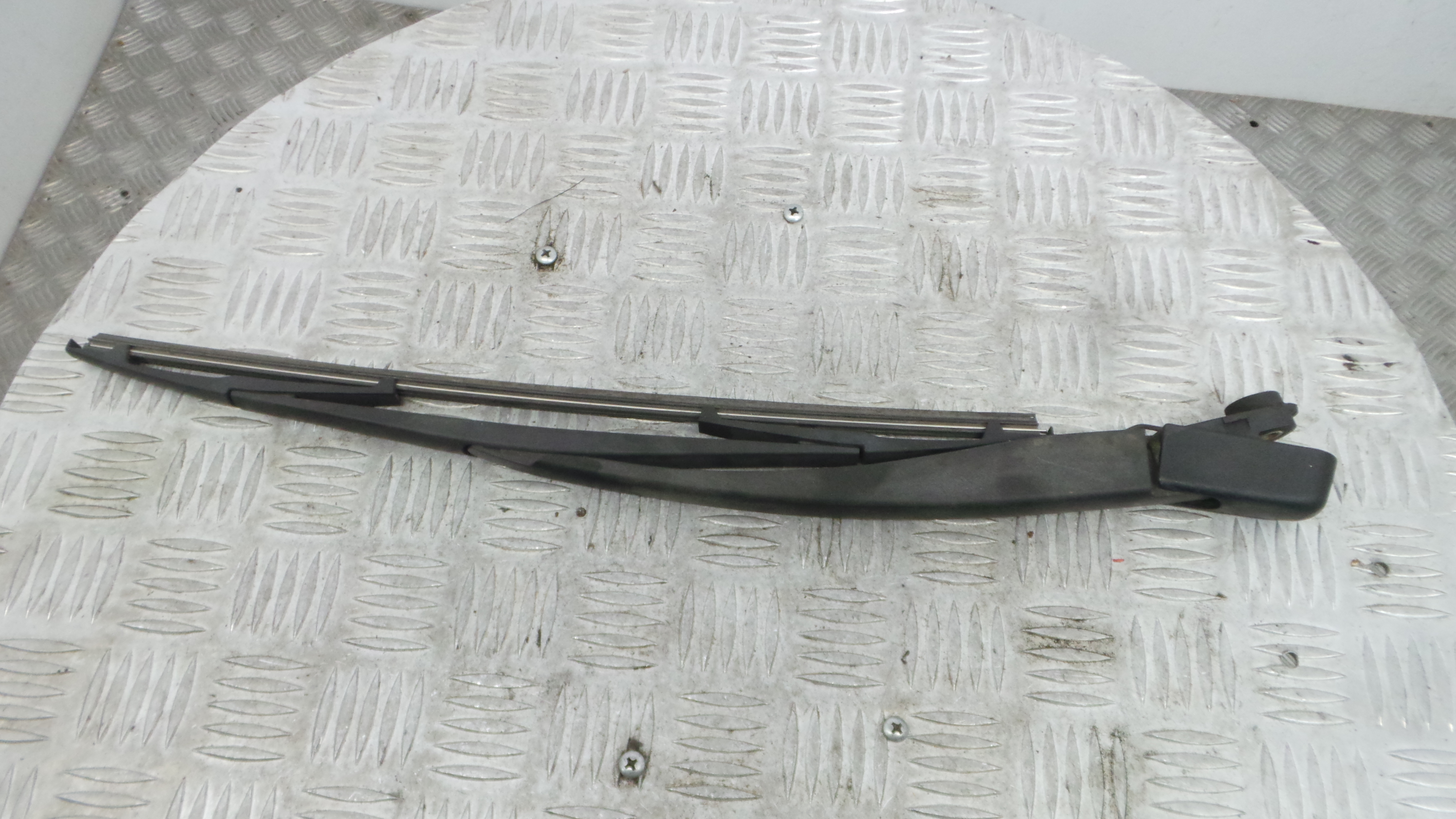 Braço Do Limpa-vidros 9114677 - OPEL CORSA C (X01)-38061439