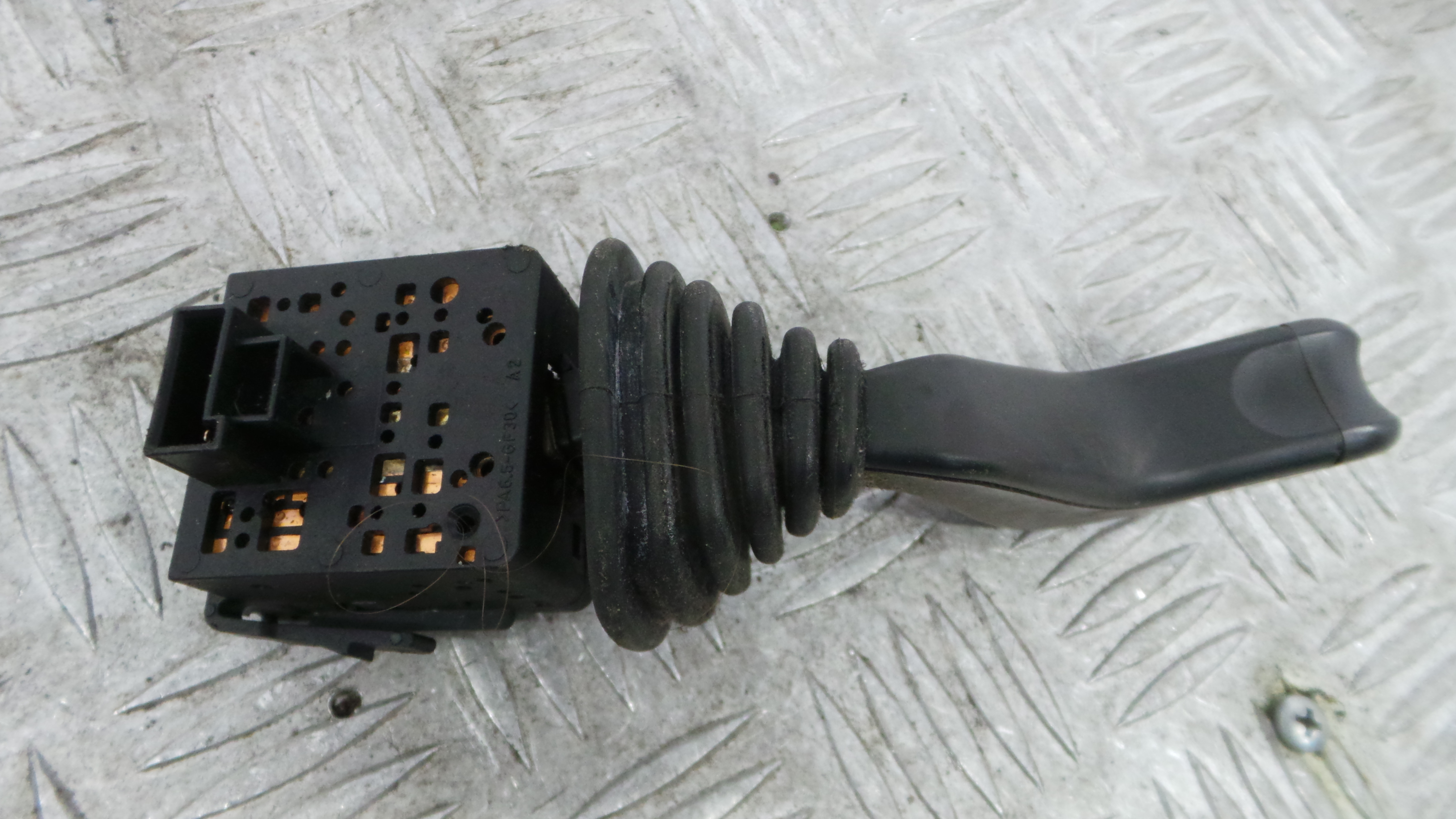 Comando de Limpa Para Brisas 09185415 - OPEL COMBO Caixa/monovolume-36908475