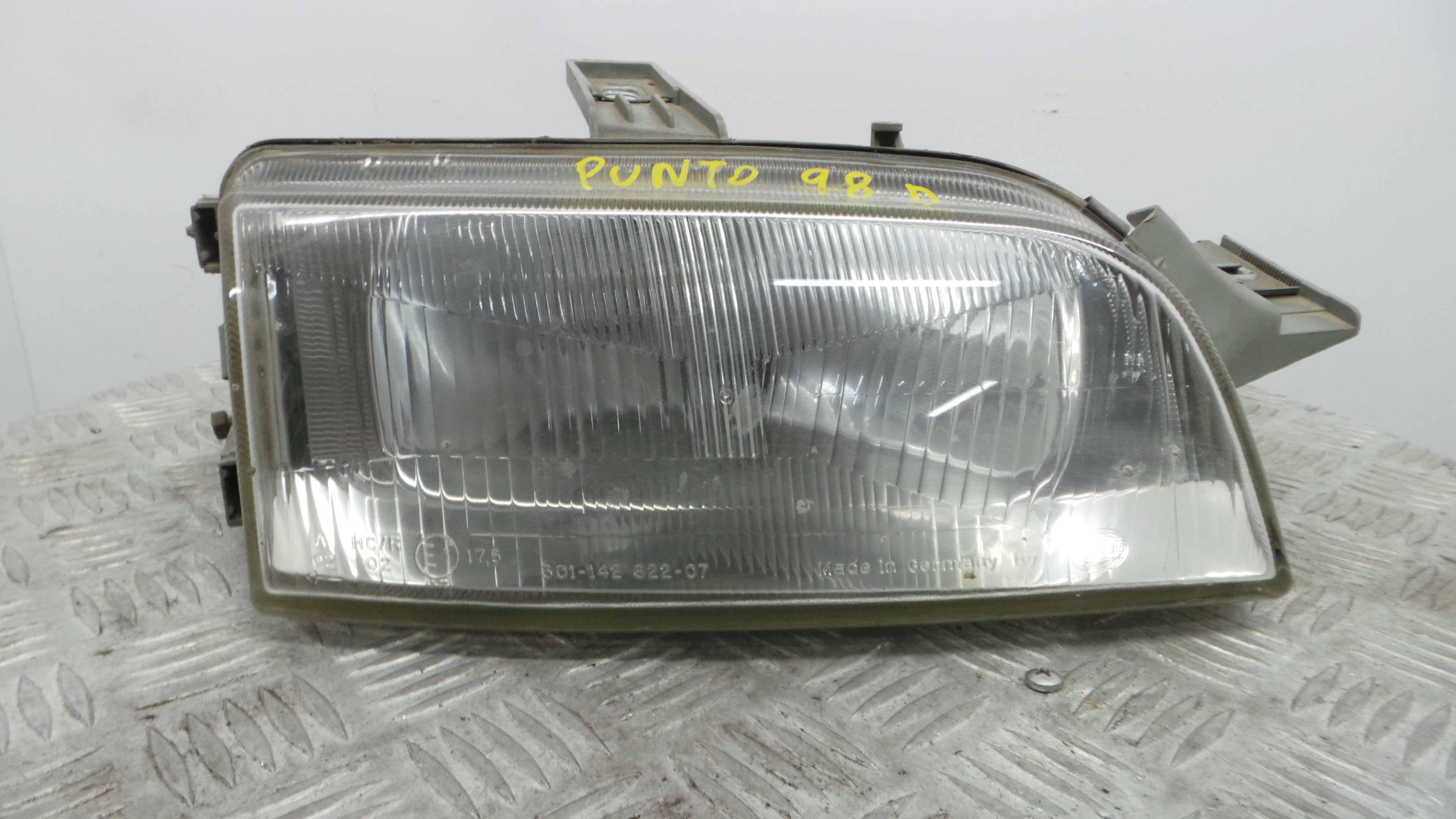 Ótica Dto 46481413 - FIAT PUNTO (176_)-36908483