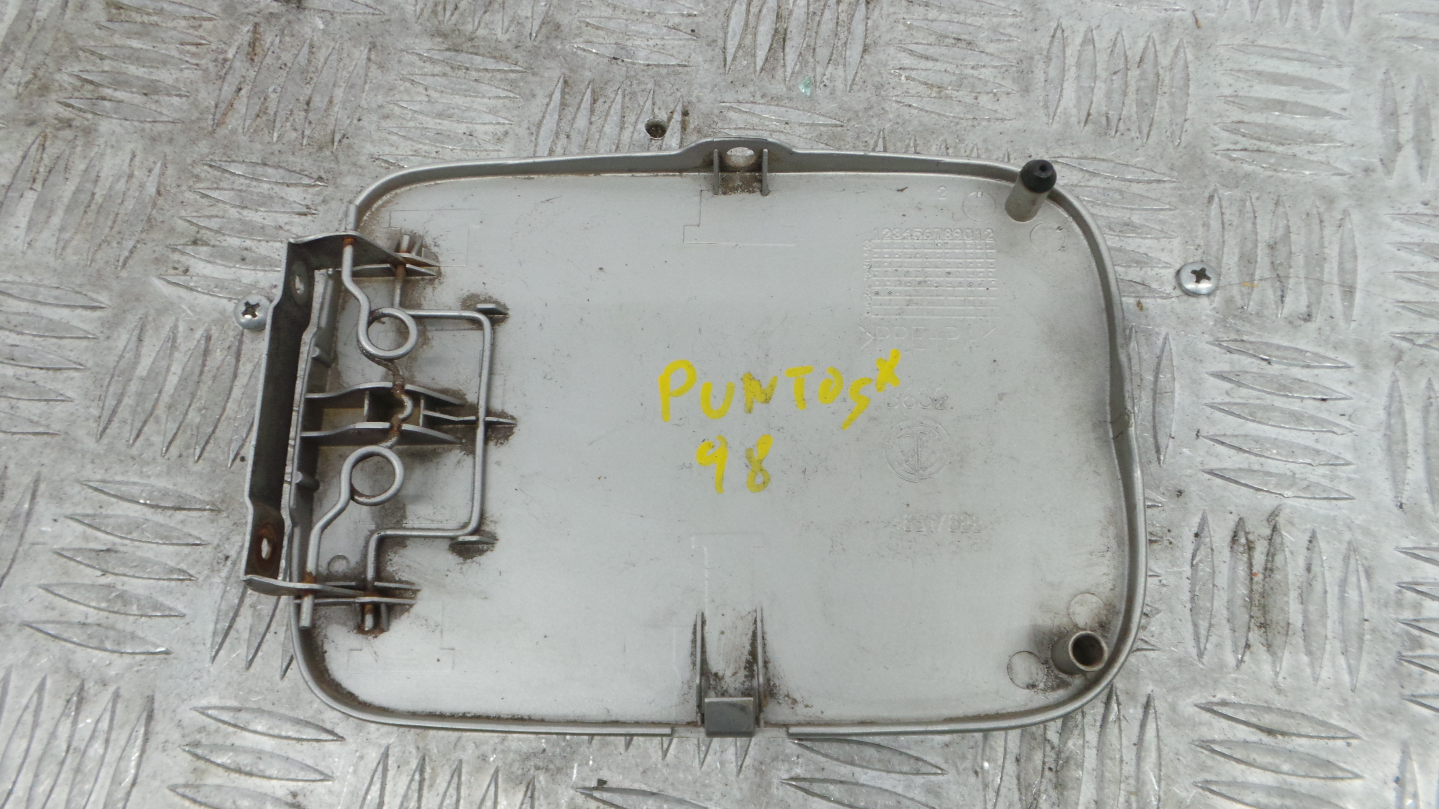 Tampão de Combustivel  46517622 - FIAT PUNTO (176_)-36908524