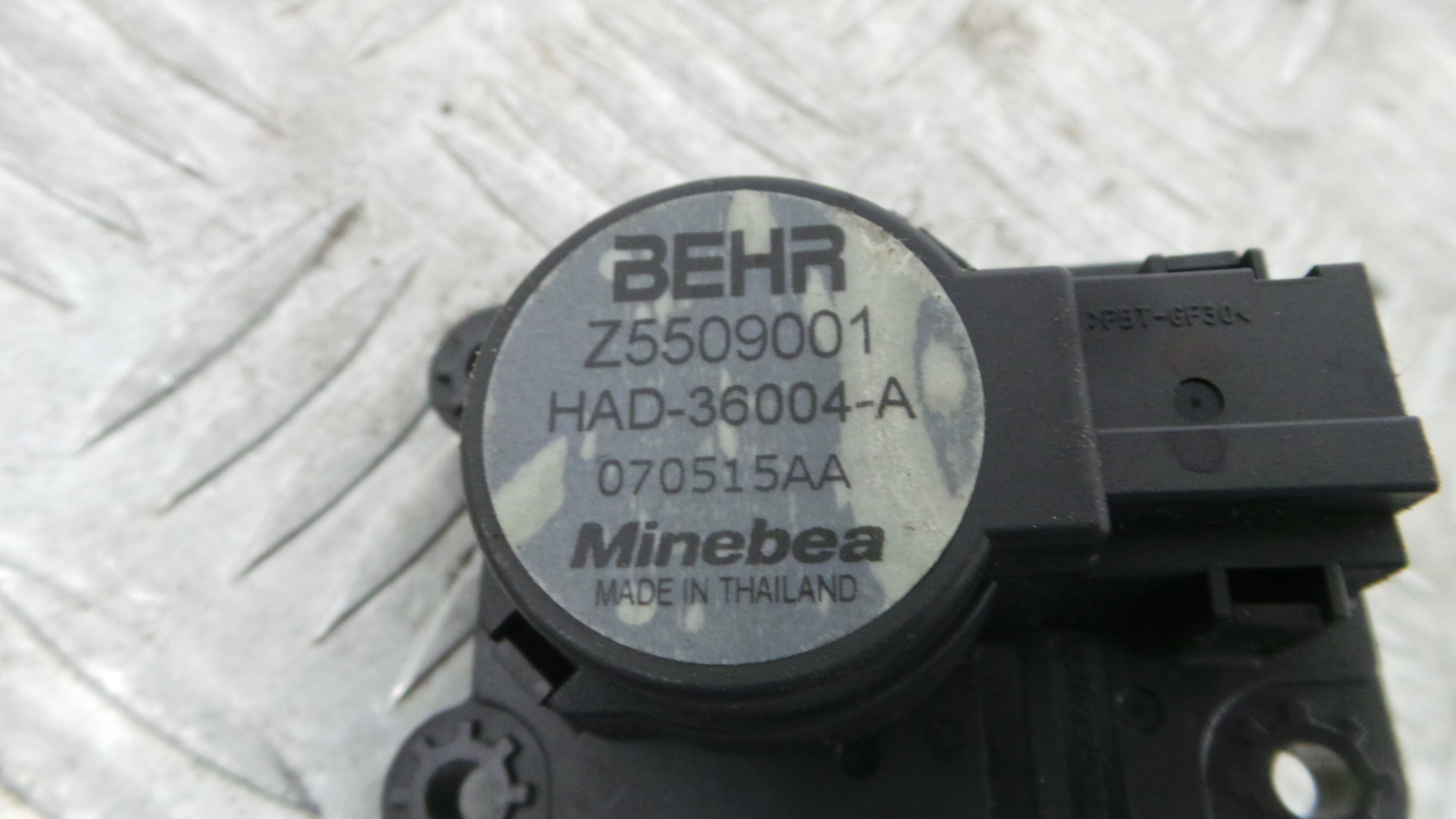 Atuador do Circuito de Ar  Z5509001 - PEUGEOT 308 II (LB_, LP_, LW_, LH_, L3_)-36908603