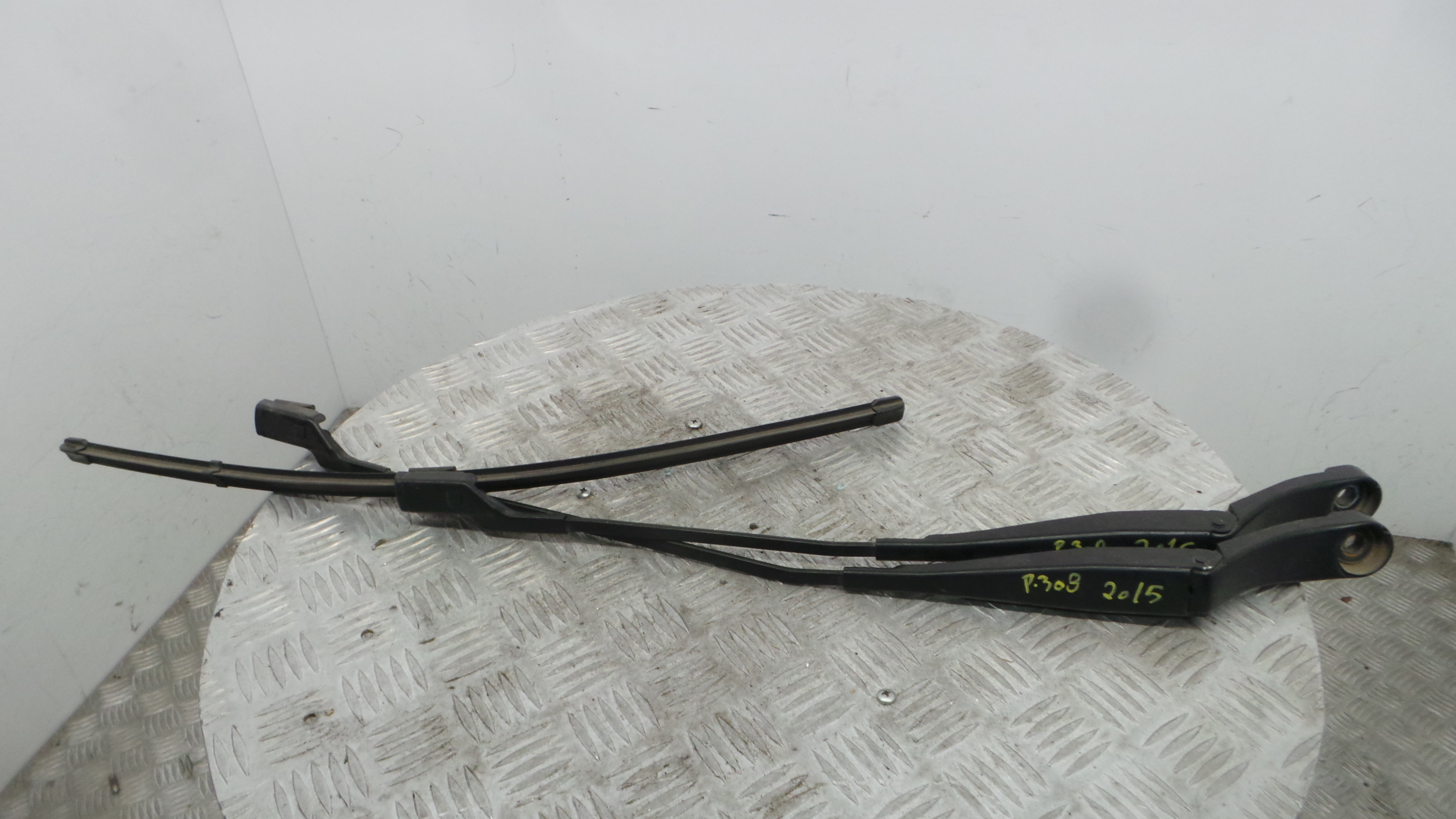 Braço Do Limpa-vidros 9677256180 - PEUGEOT 308 II (LB_, LP_, LW_, LH_, L3_)-36908641